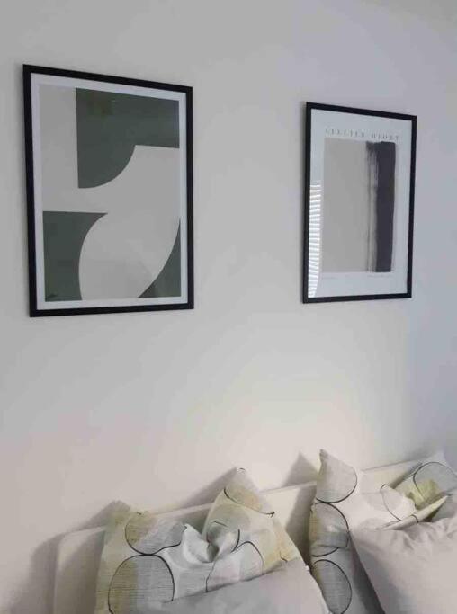One-Bedroom Apartment photo 3
