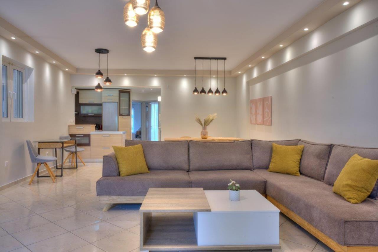 Apartment With Sea View