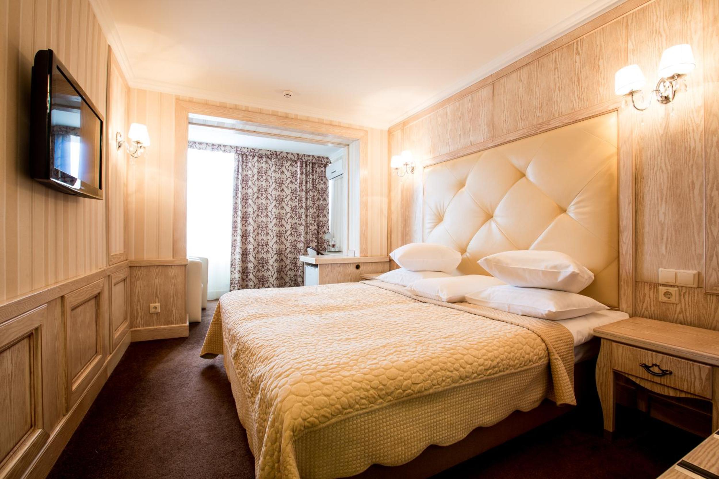 Superior Double or Twin Room photo 3