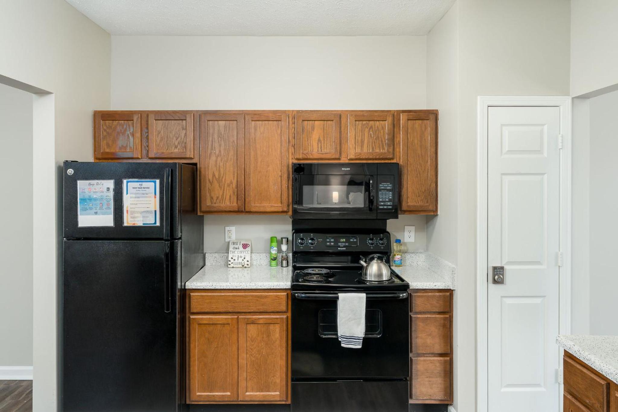Apartment photo 2
