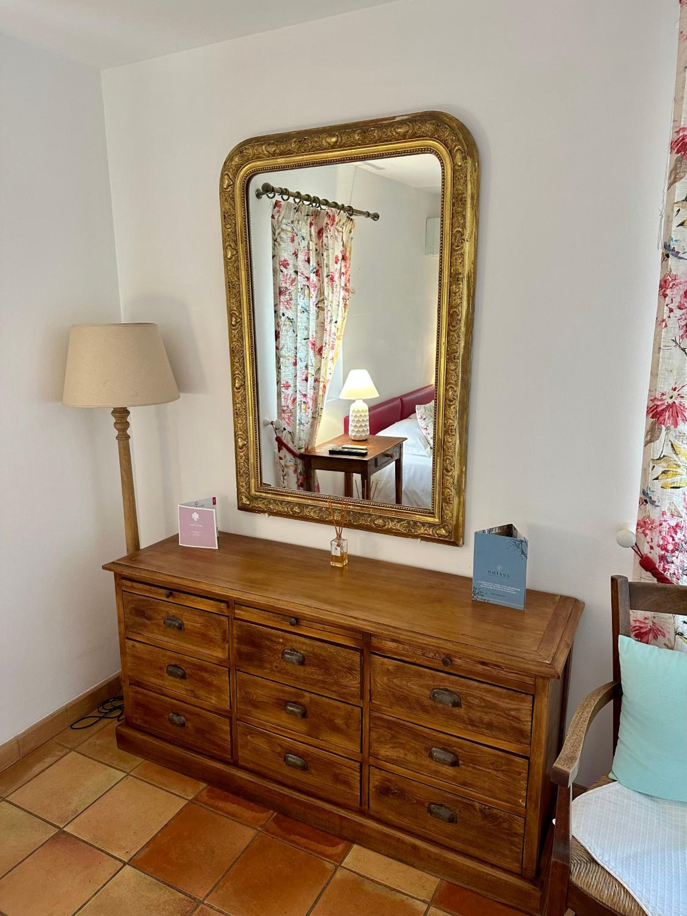 Junior Suite - Photo 11