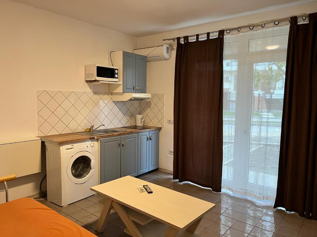 Apartment - Ground Floor photo 2