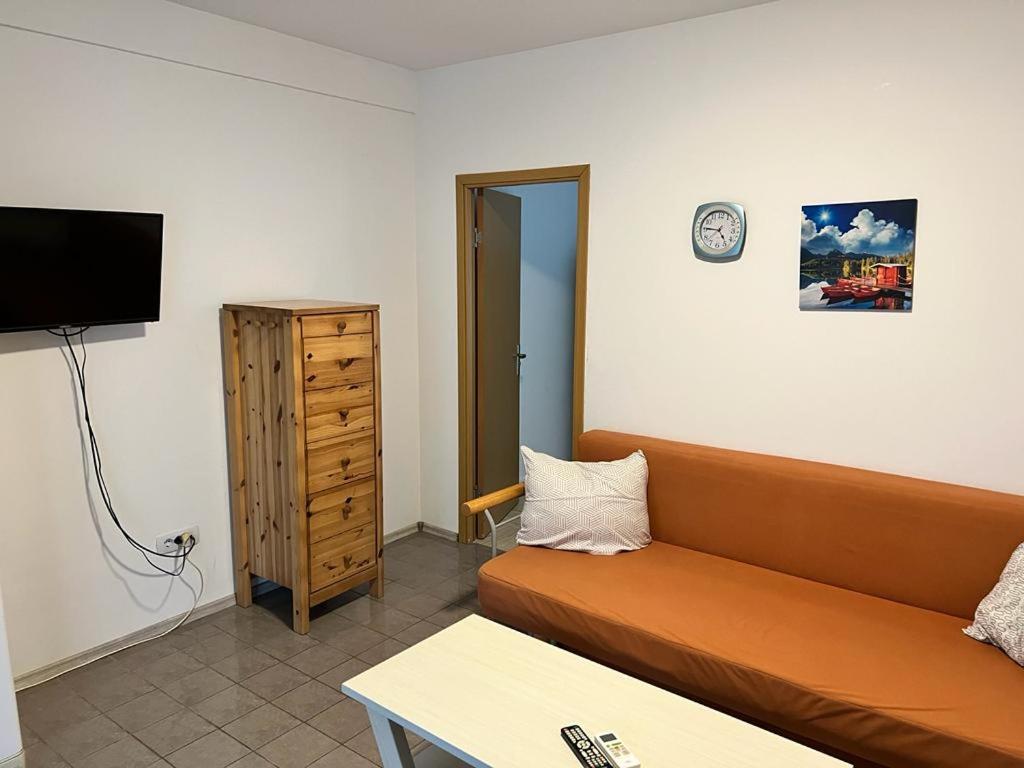Apartment - Ground Floor photo 1