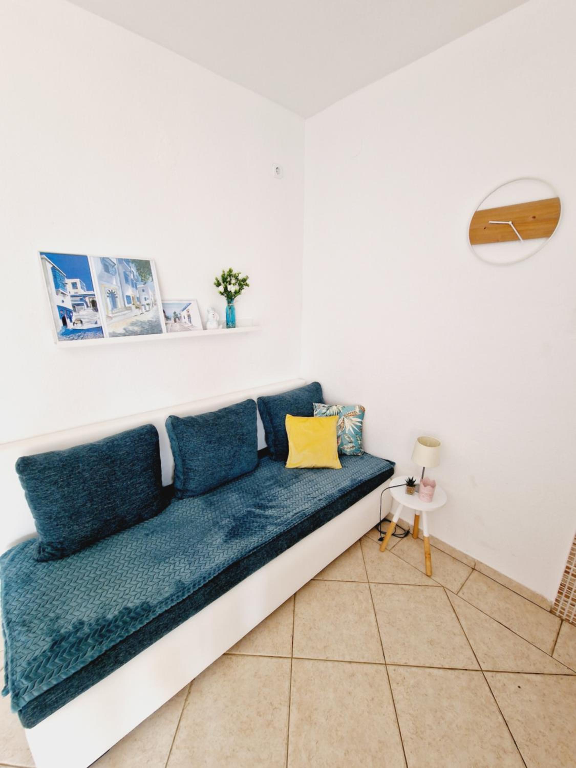 Apartment - Photo 2