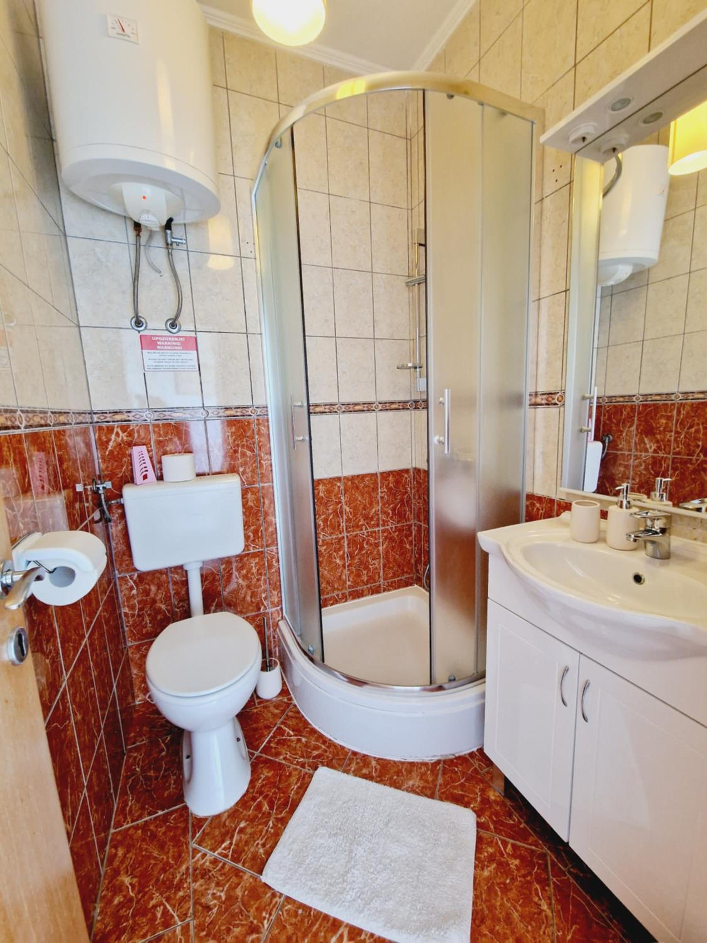 Apartment - Photo 22