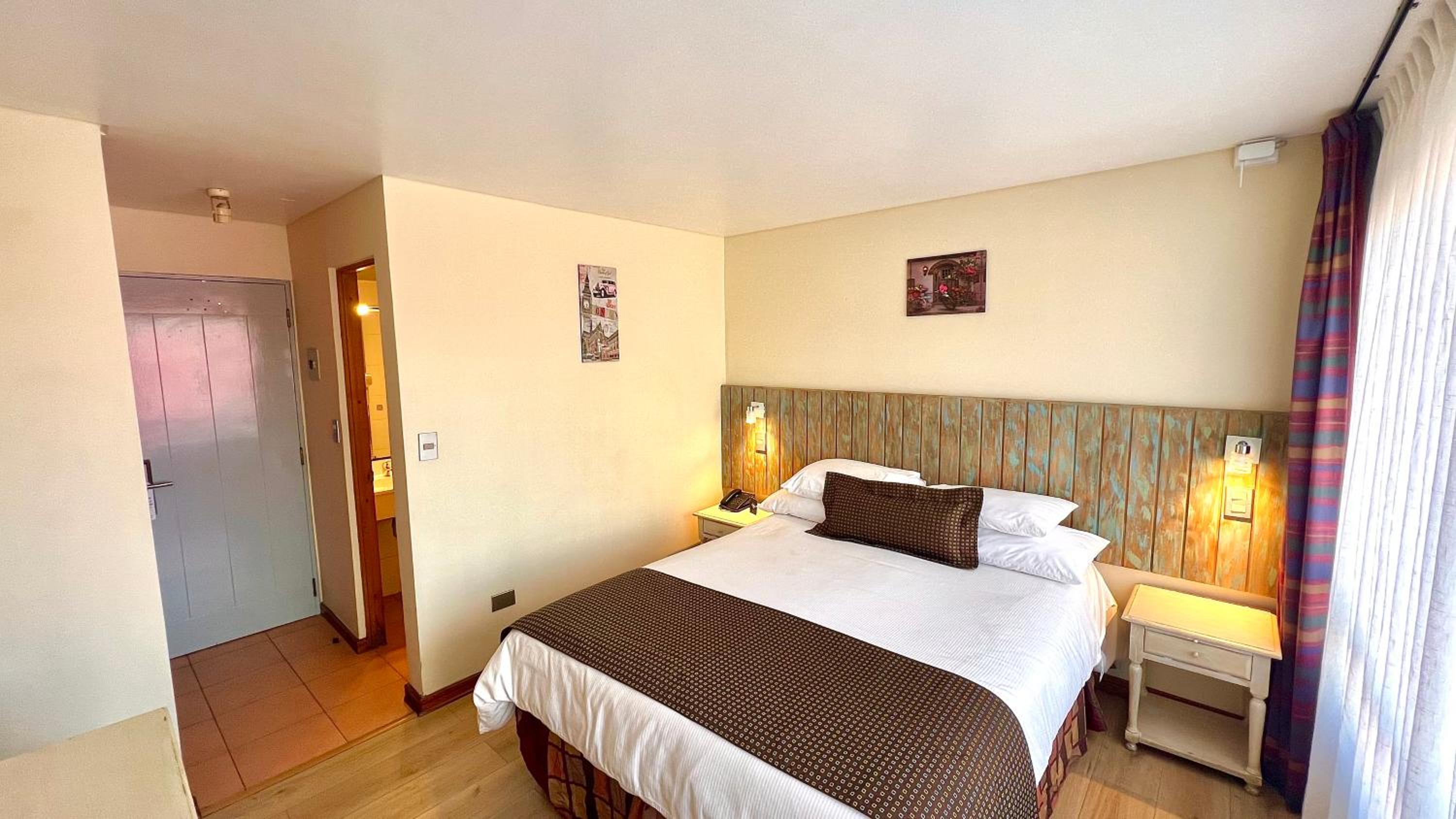 Standard Double Room photo 2