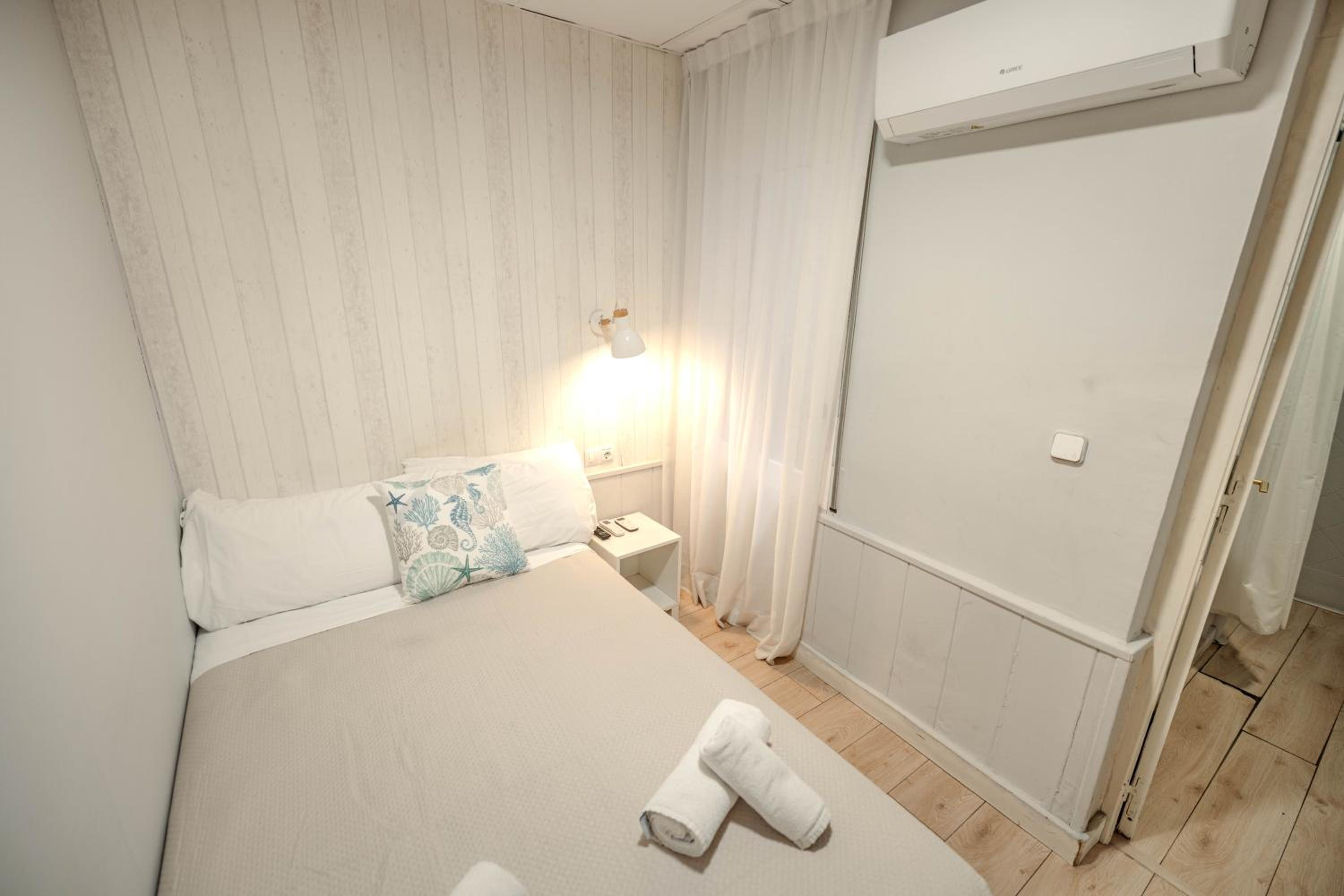 Budget Single Room