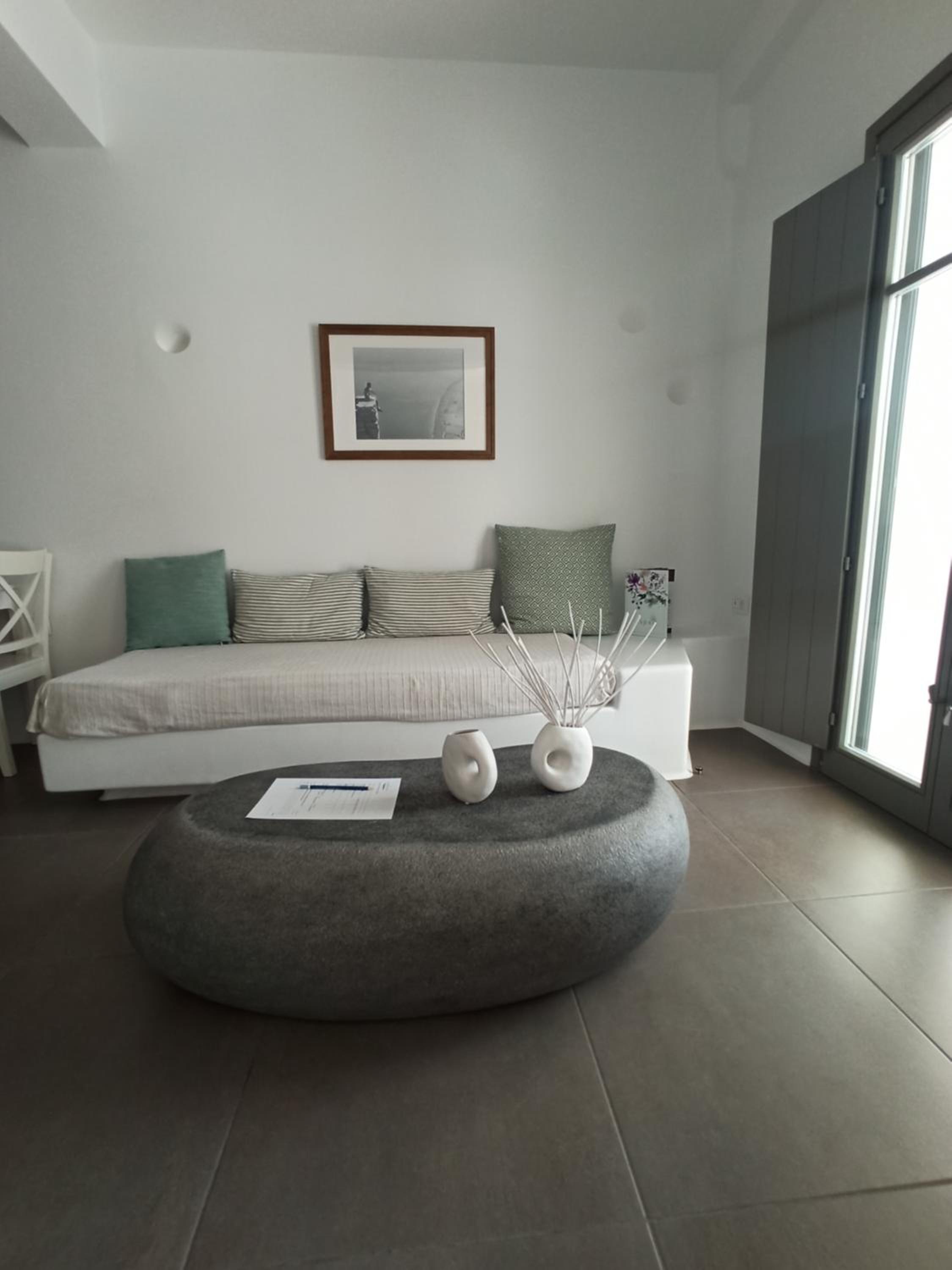 Suite with Private Pool - Photo 24