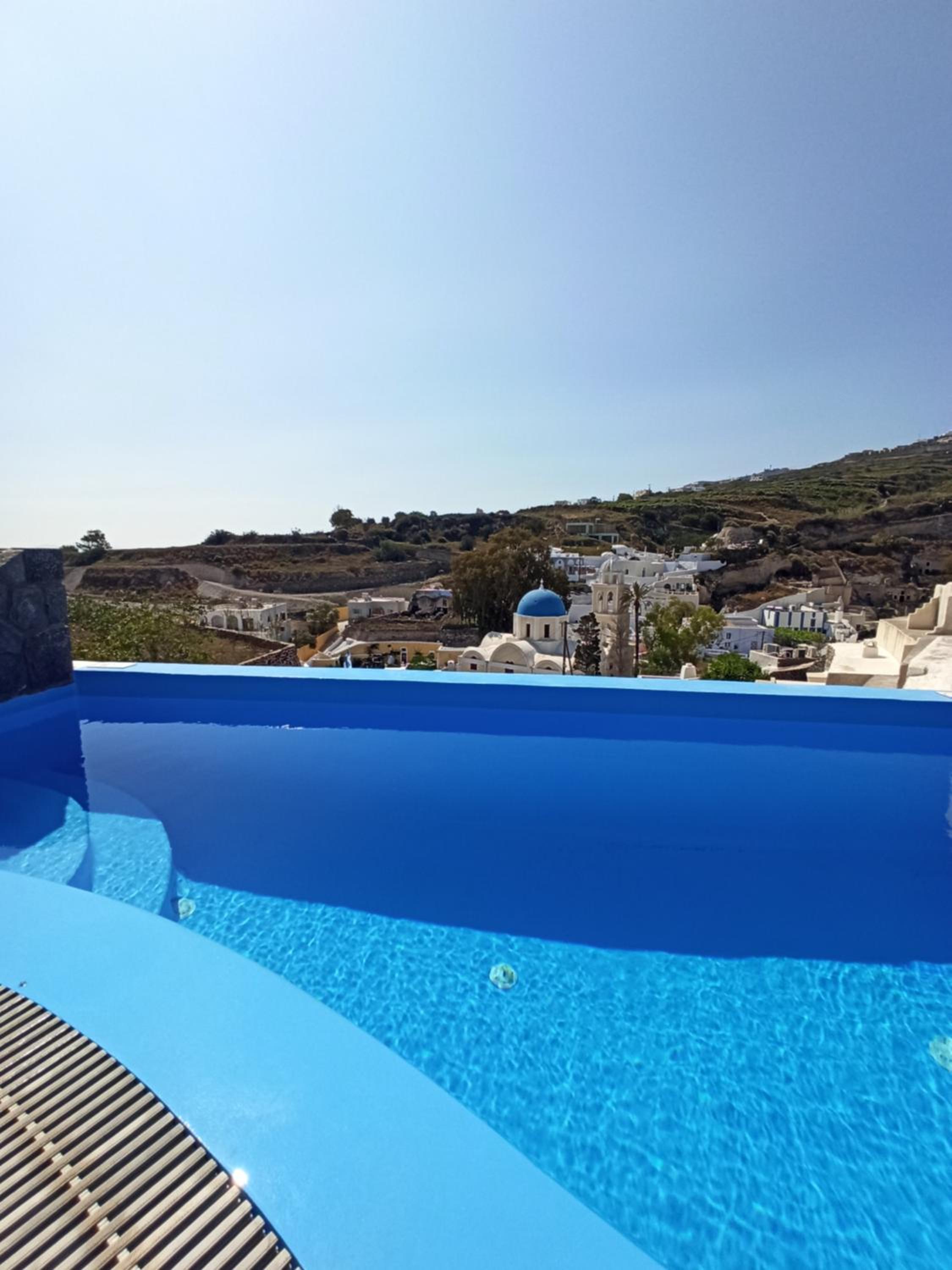 Suite with Private Pool - Photo 3