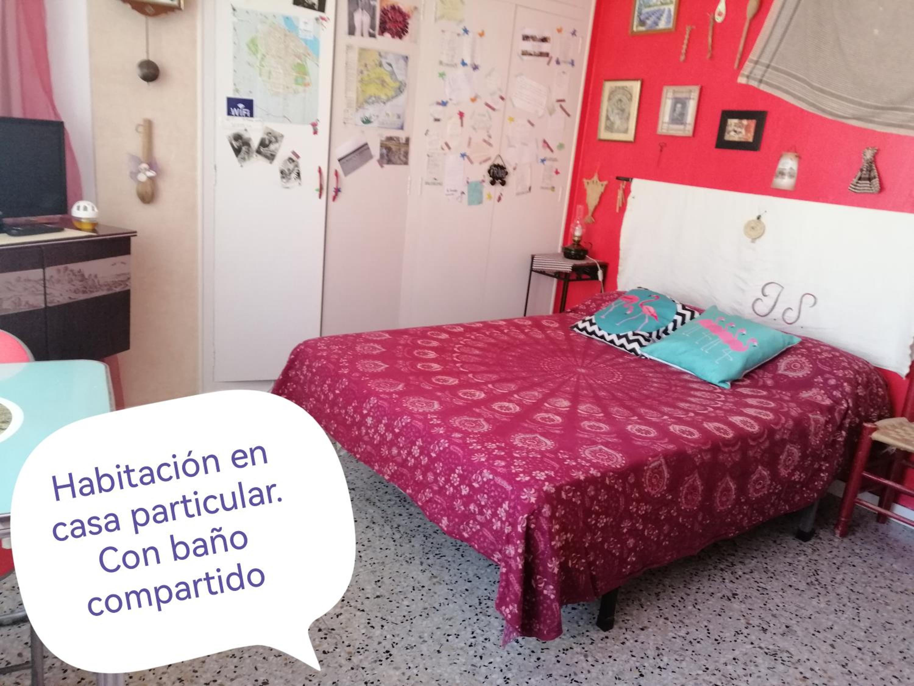 Habitación Doble Estándar con Baño Compartido
