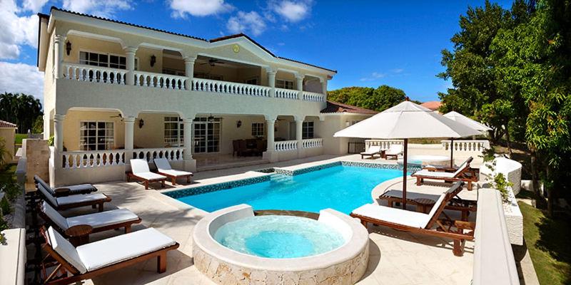 Three-Bedroom Villa photo 2