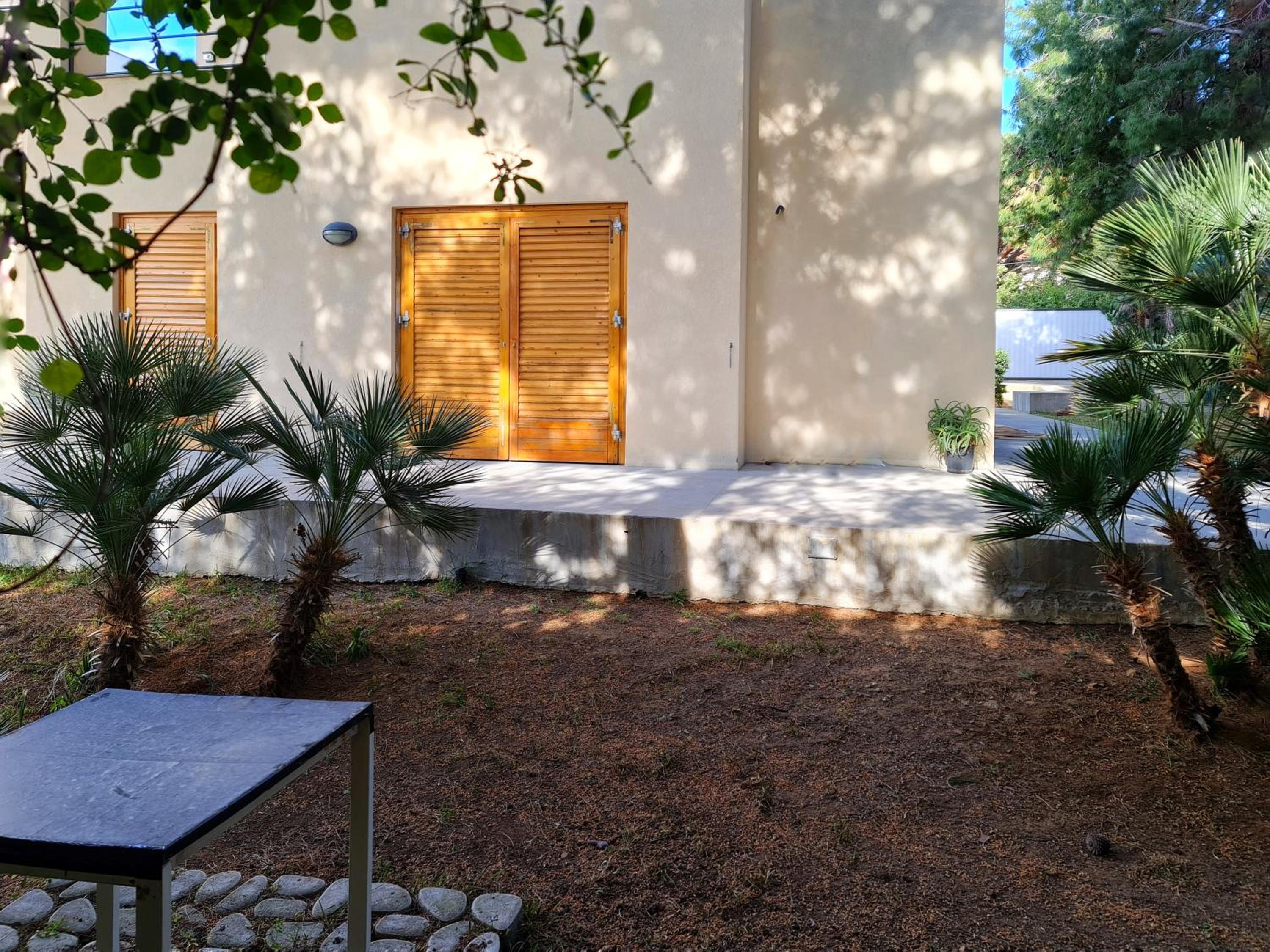 Two-Bedroom House photo 2
