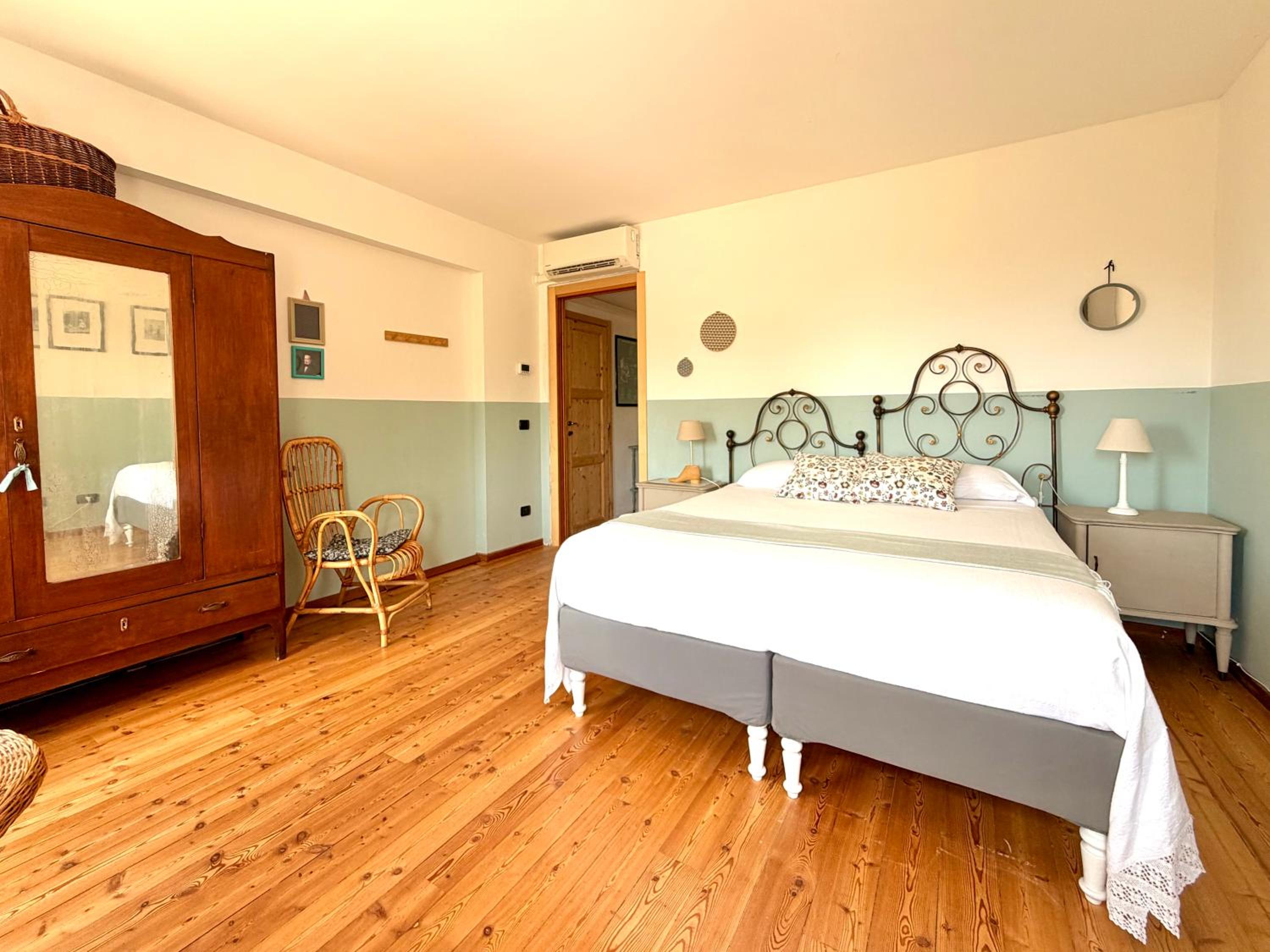 Standard Double Room photo 3