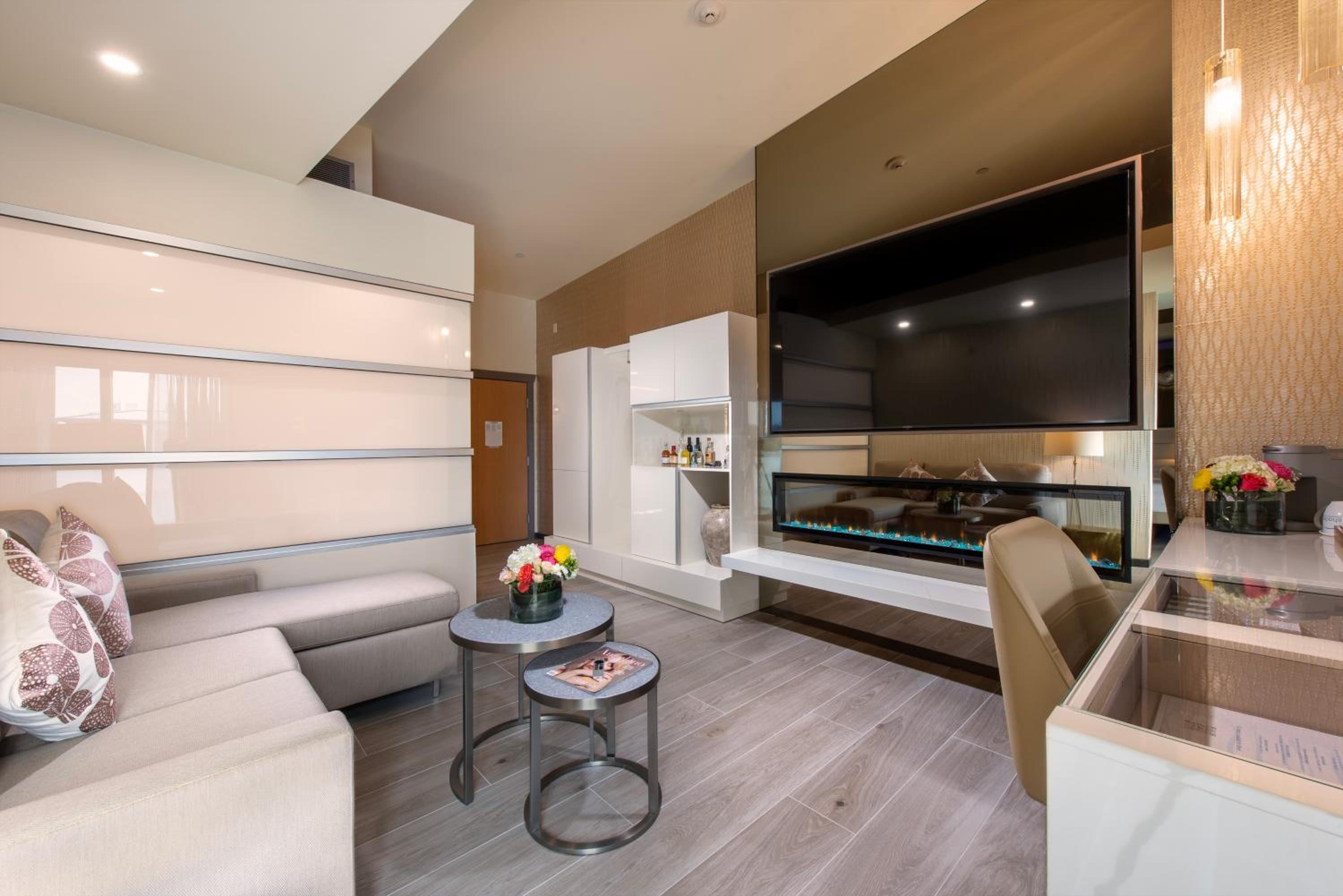 Napa Suite photo 1