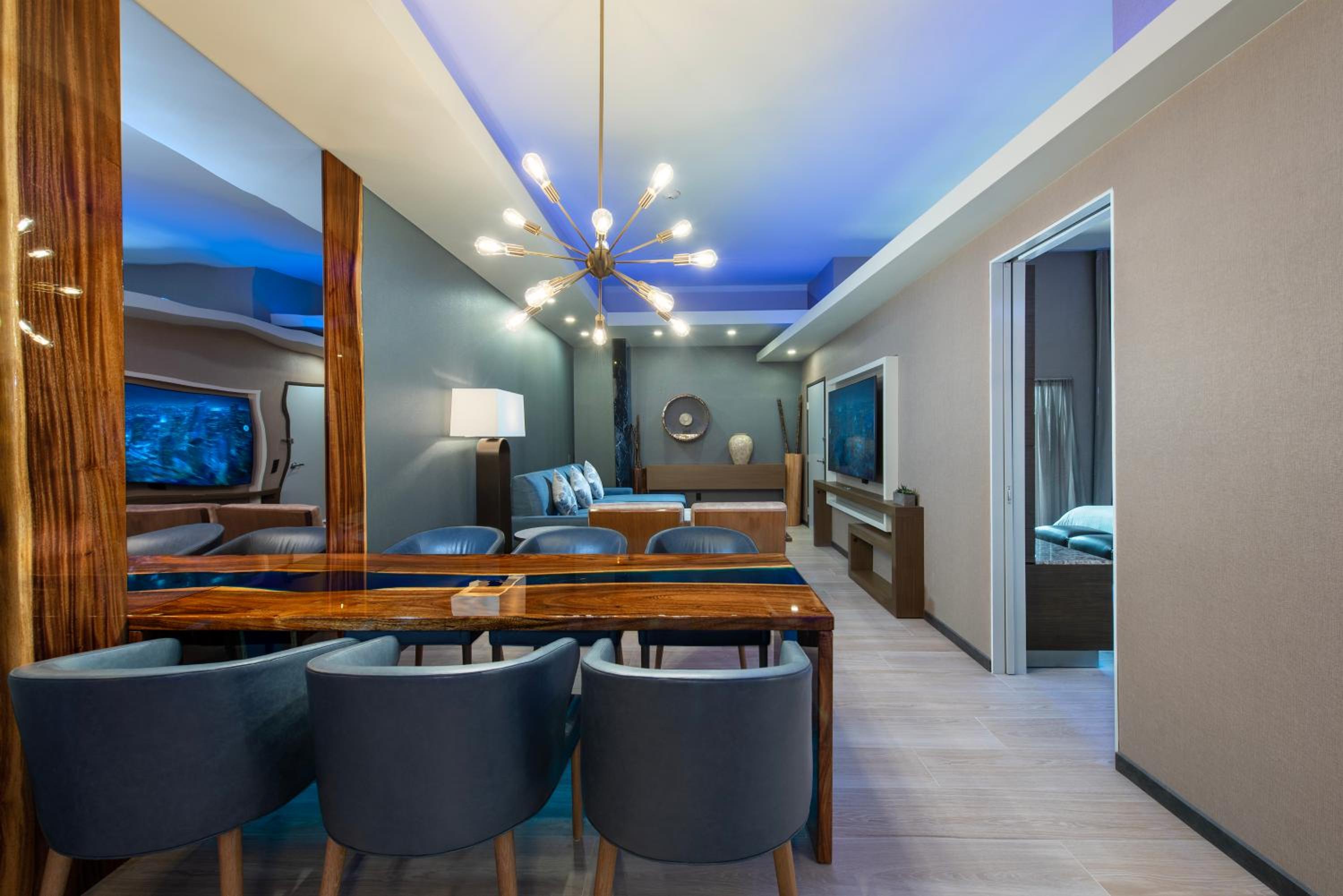 Executive Suite photo 1
