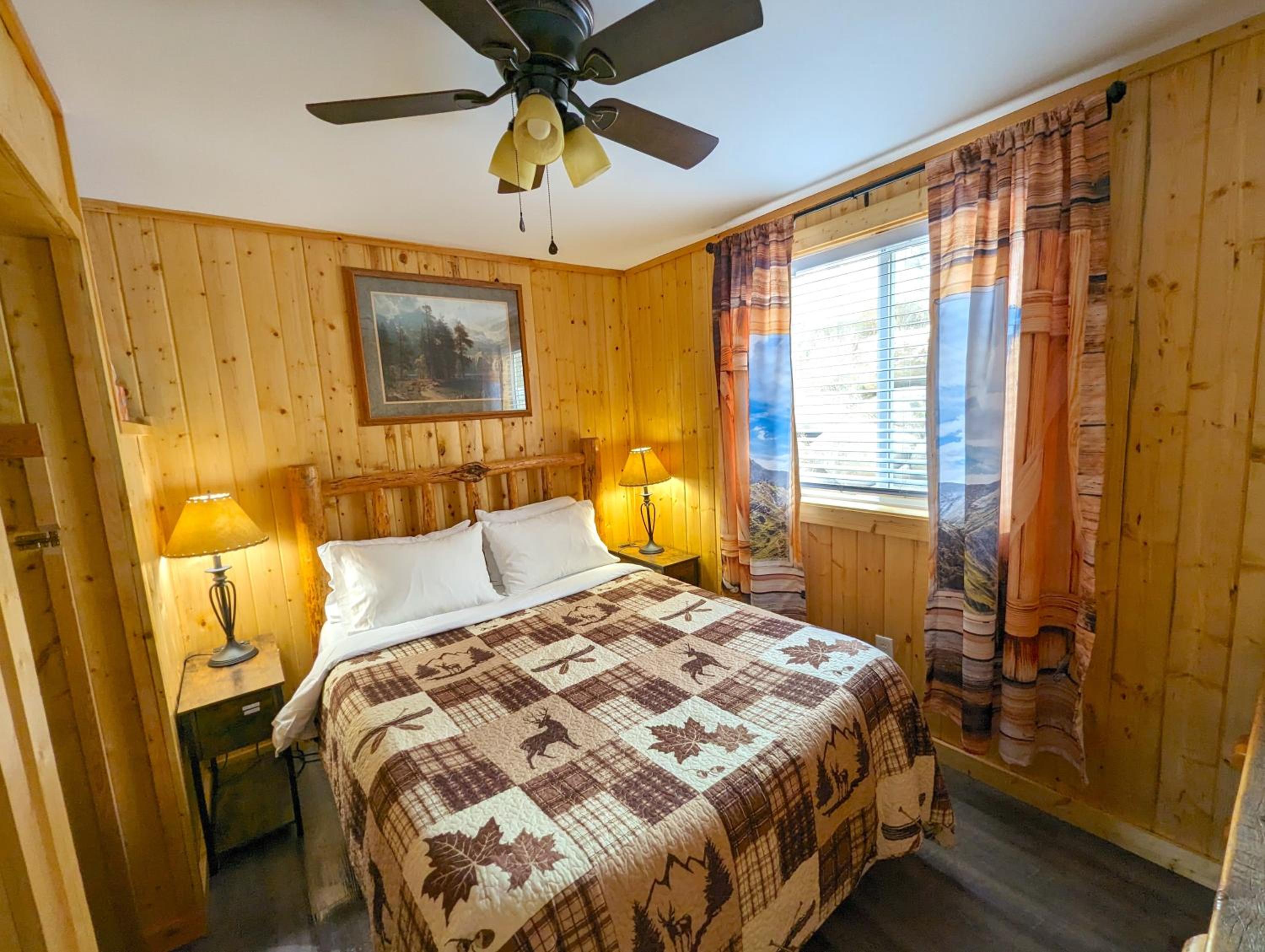 Two-Bedroom House (Cabin 7) photo 3