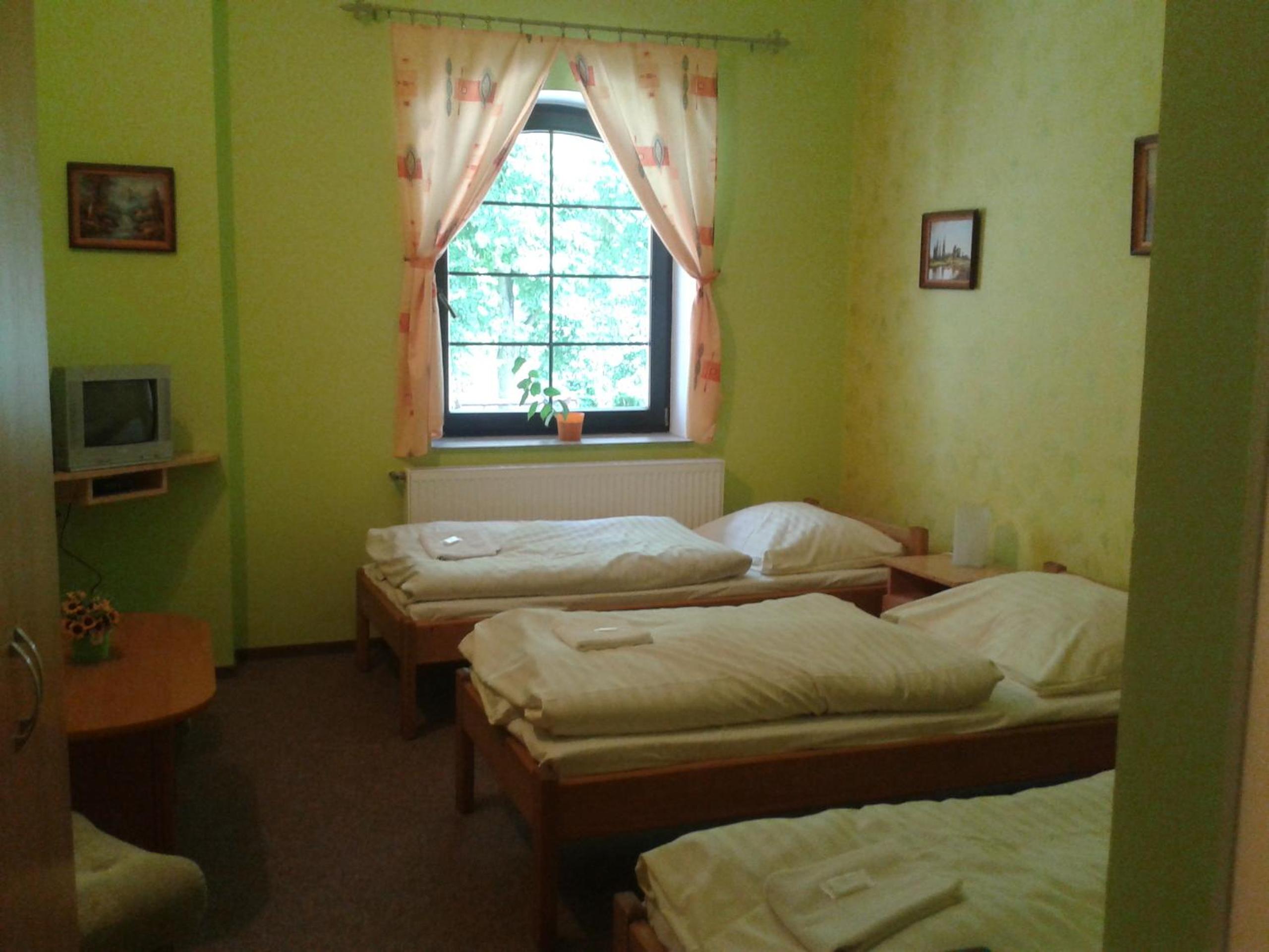 Triple Room with Bathroom photo 1