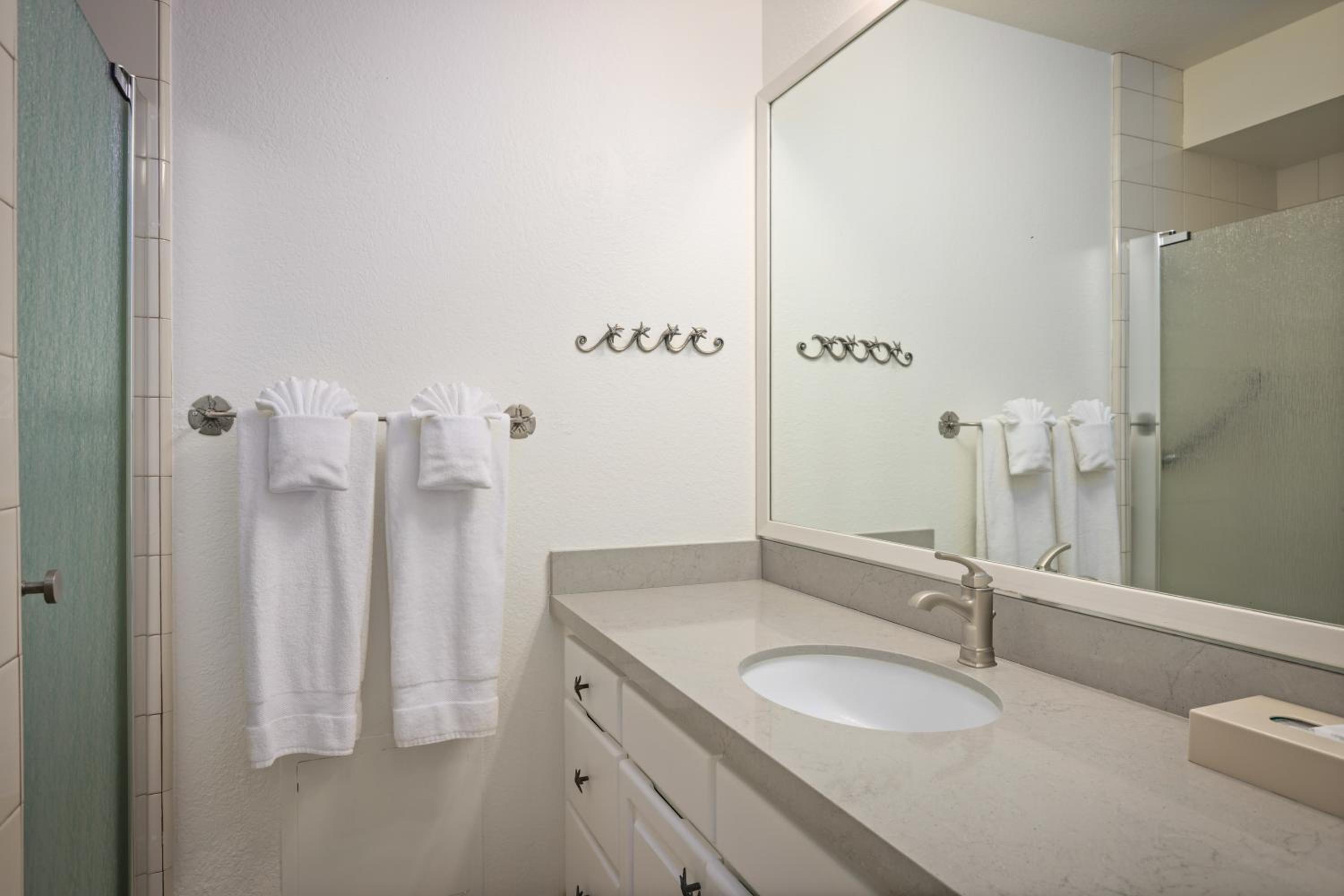 One-Bedroom Suite with Garden View - Photo 6