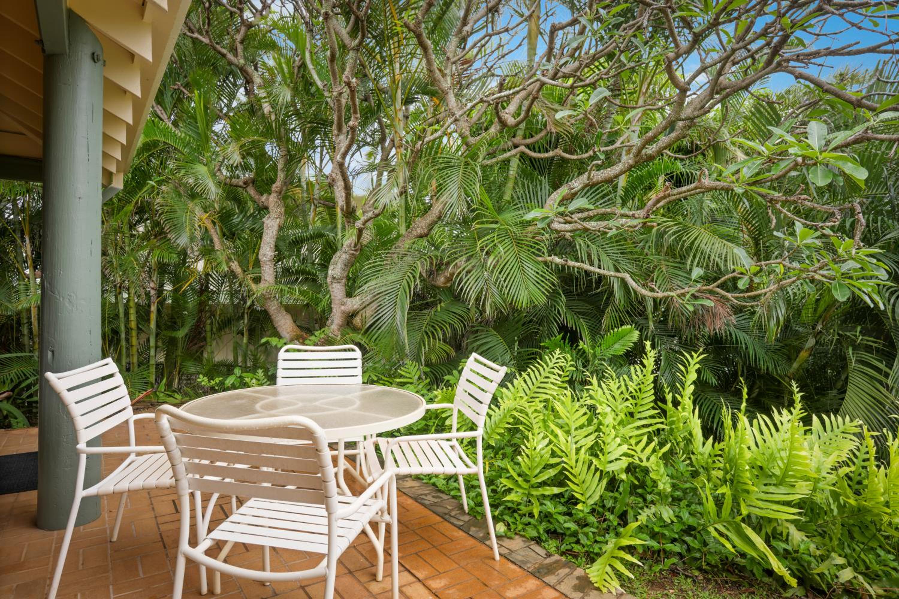 One-Bedroom Suite with Garden View - Photo 4