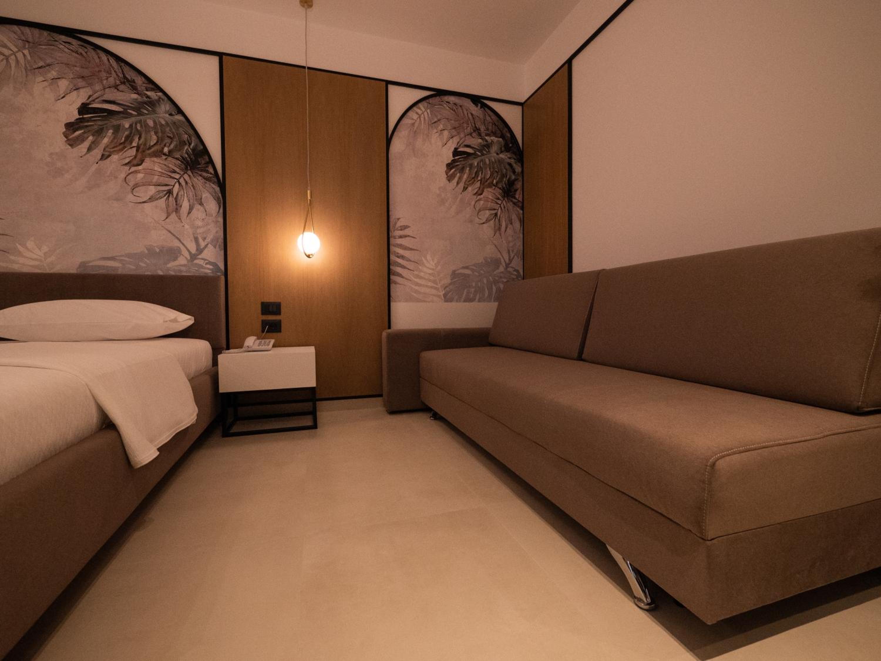 Superior Double Room with Balcony photo 3