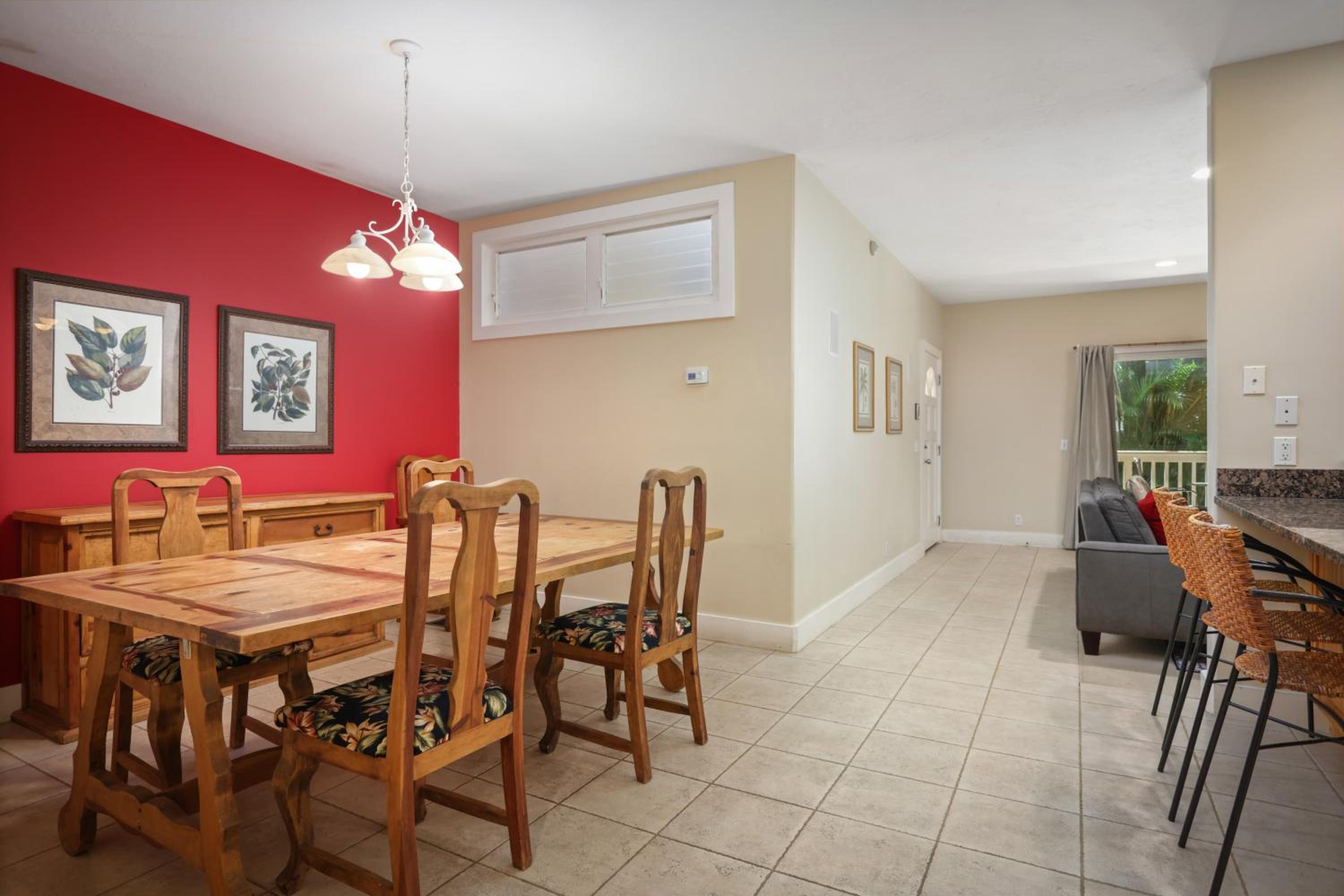 Two-Bedroom Suite with Garden View - Photo 9