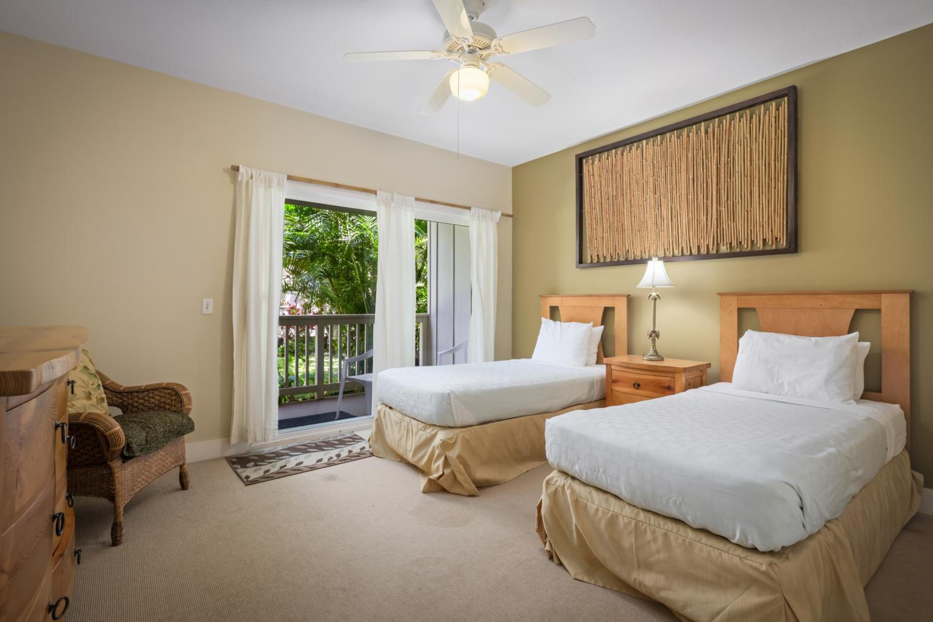 Two-Bedroom Suite with Garden View - Photo 11