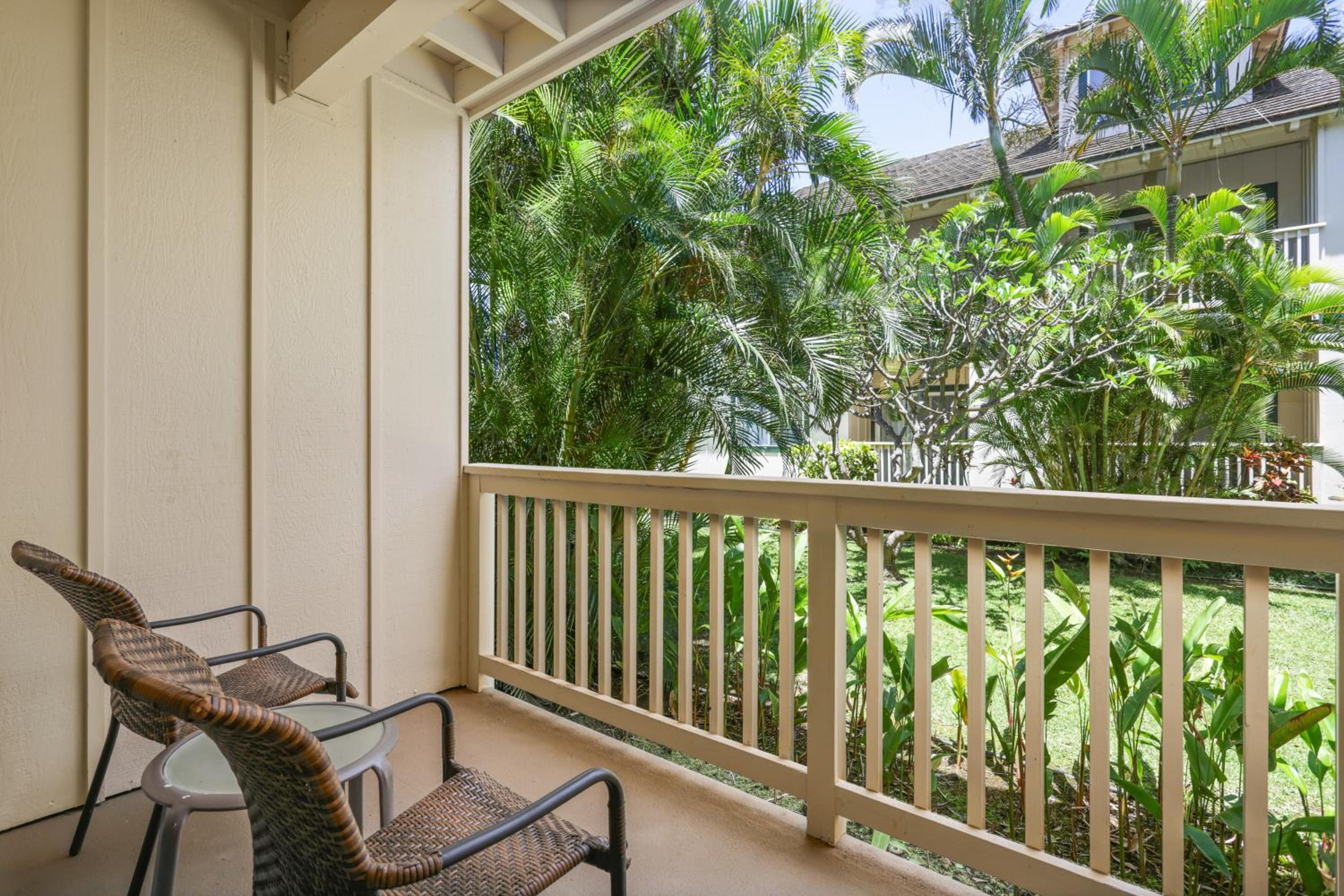Two-Bedroom Suite with Garden View - Photo 3