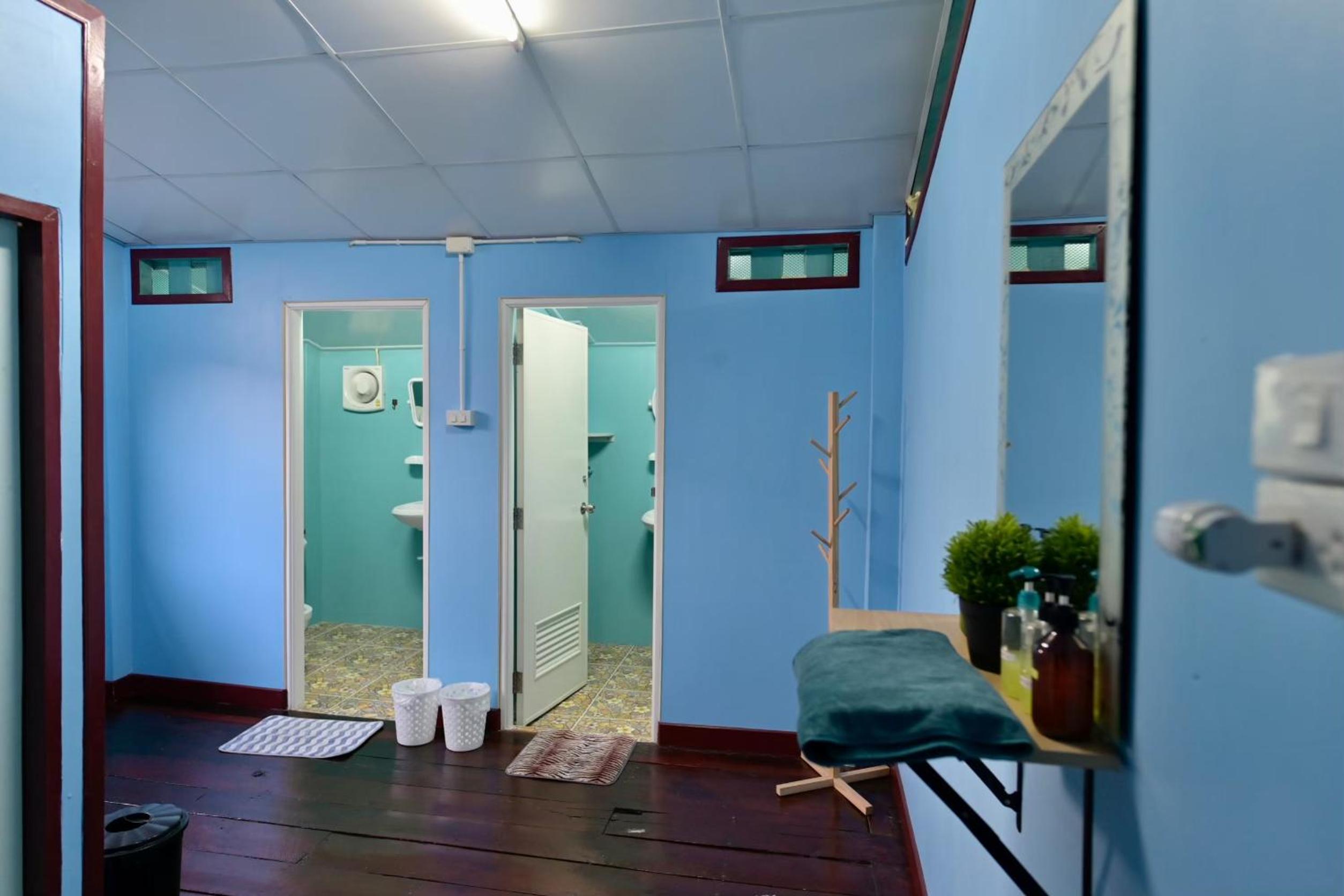 Deluxe Suite - Photo 6