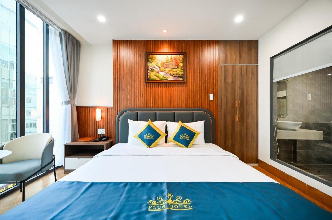 Deluxe King Room photo 3