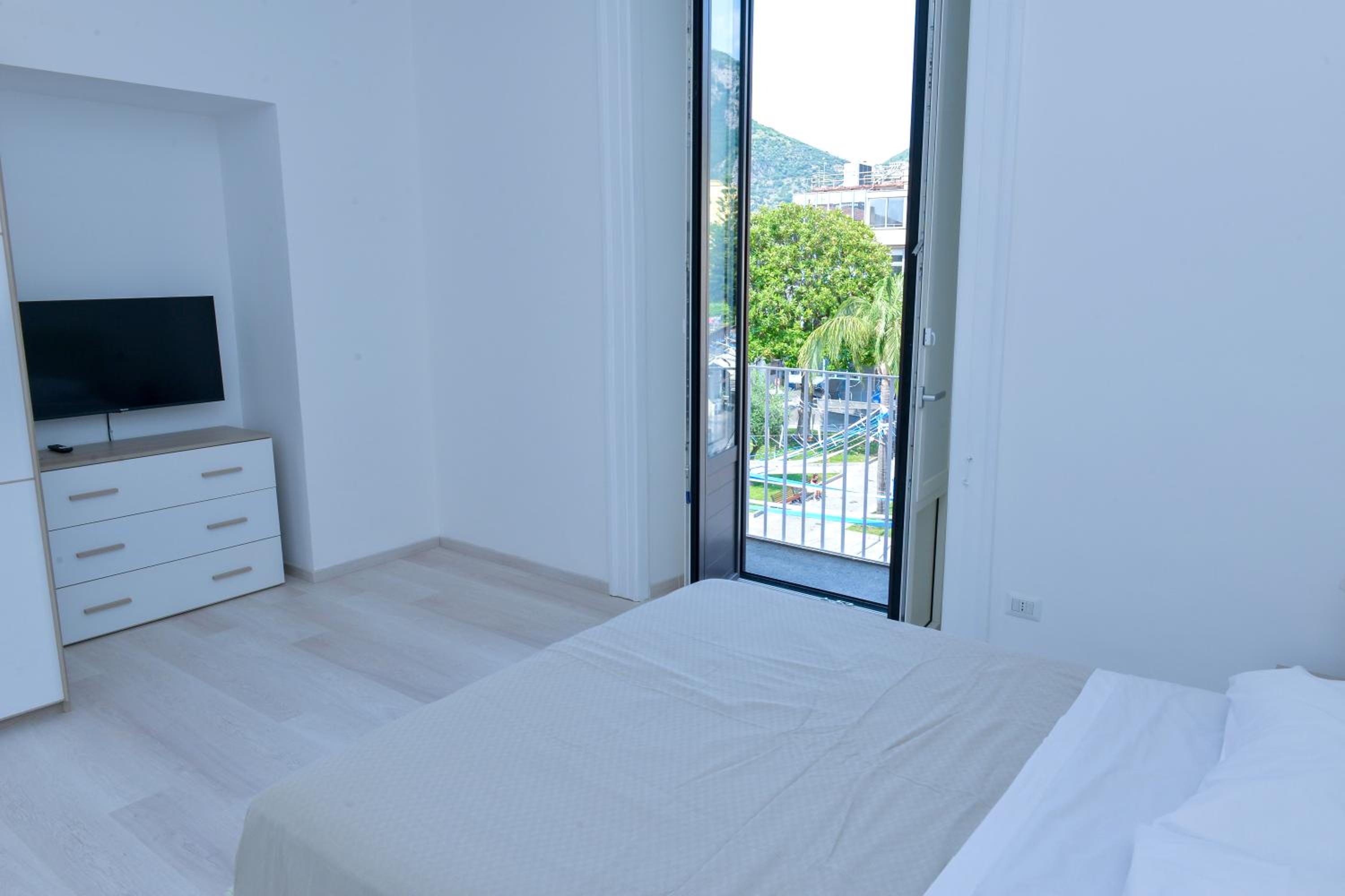 Three-Bedroom Vacation Home  photo 3