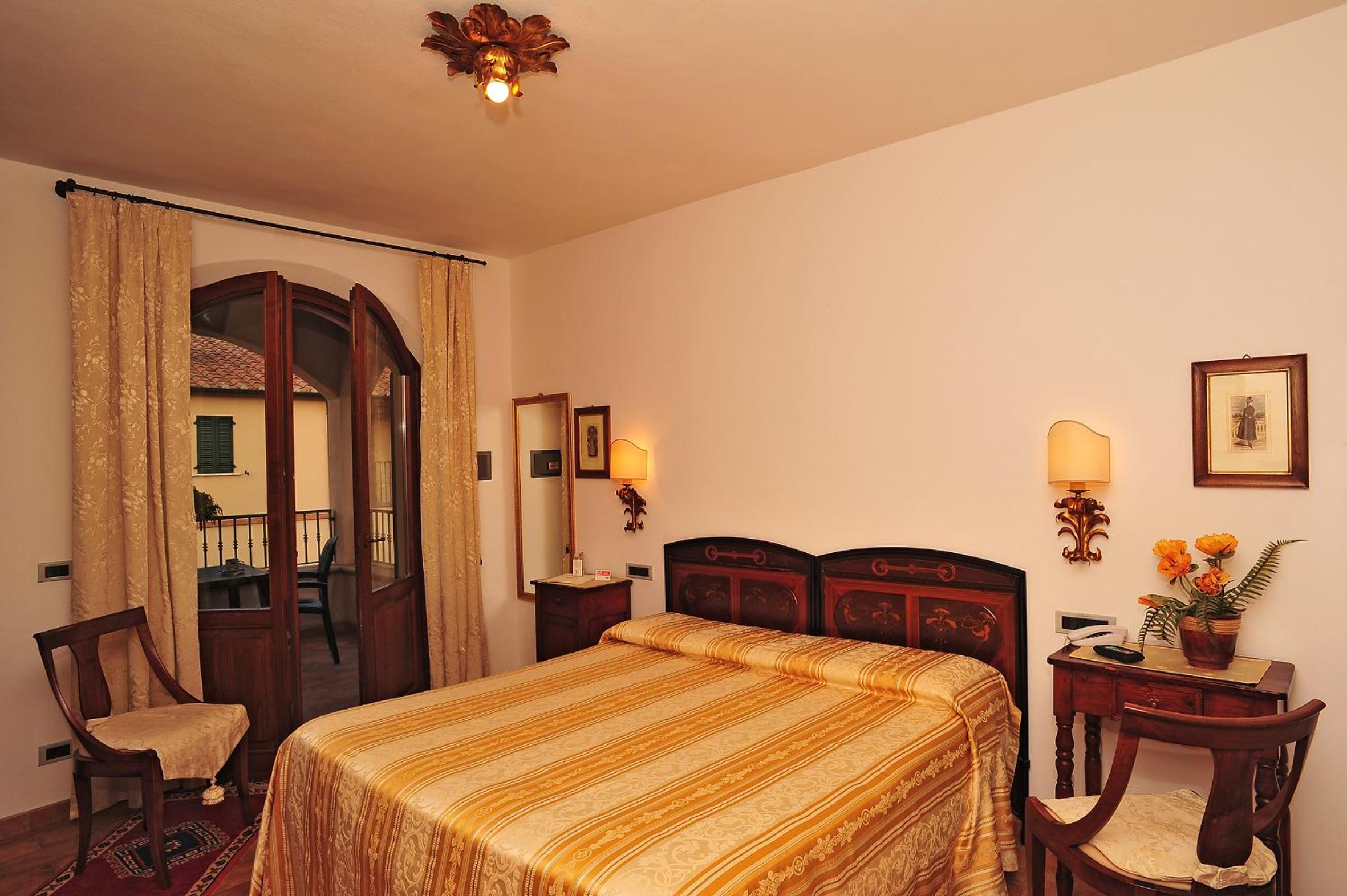Superior Double Room - Photo 8