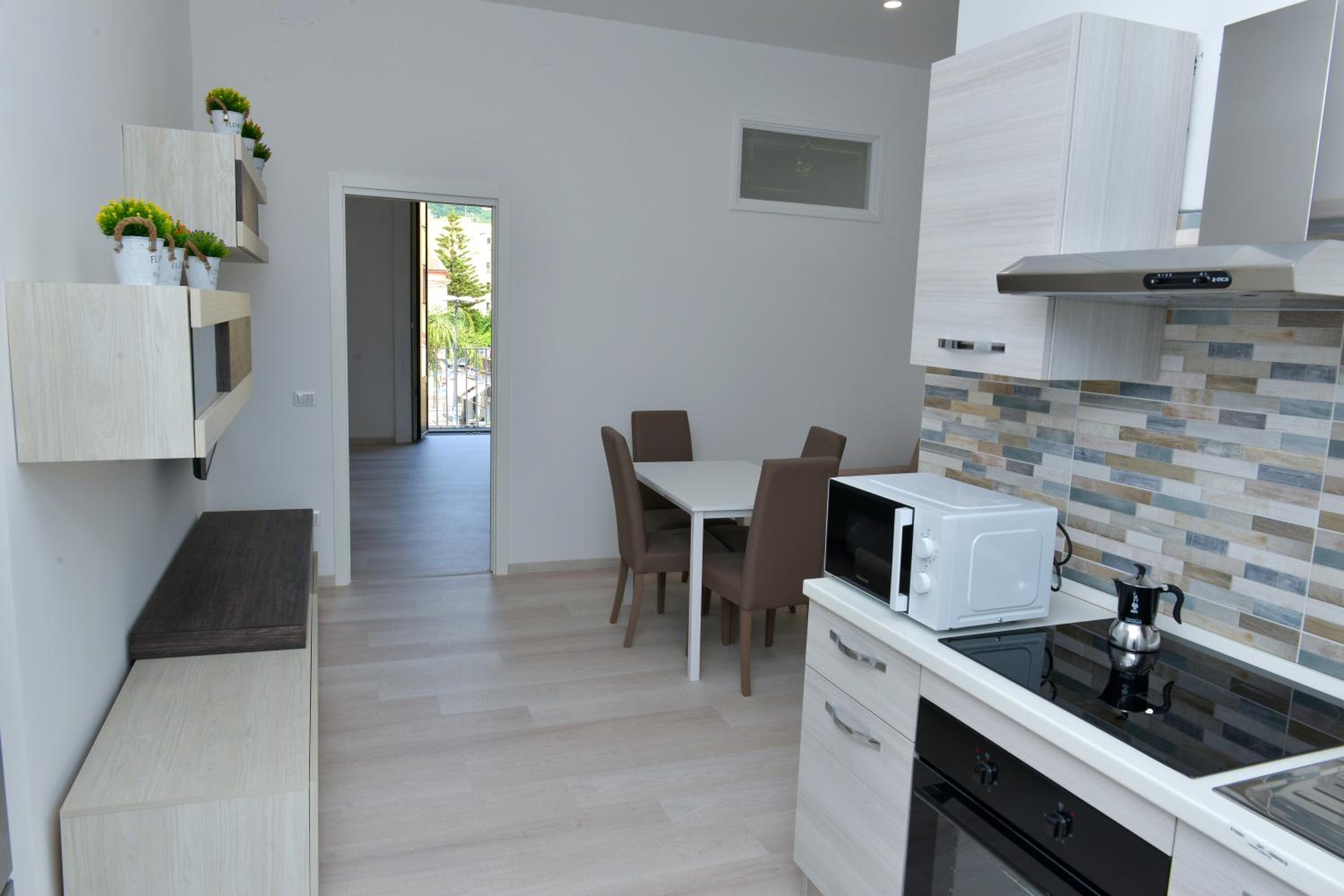 One-Bedroom House photo 3