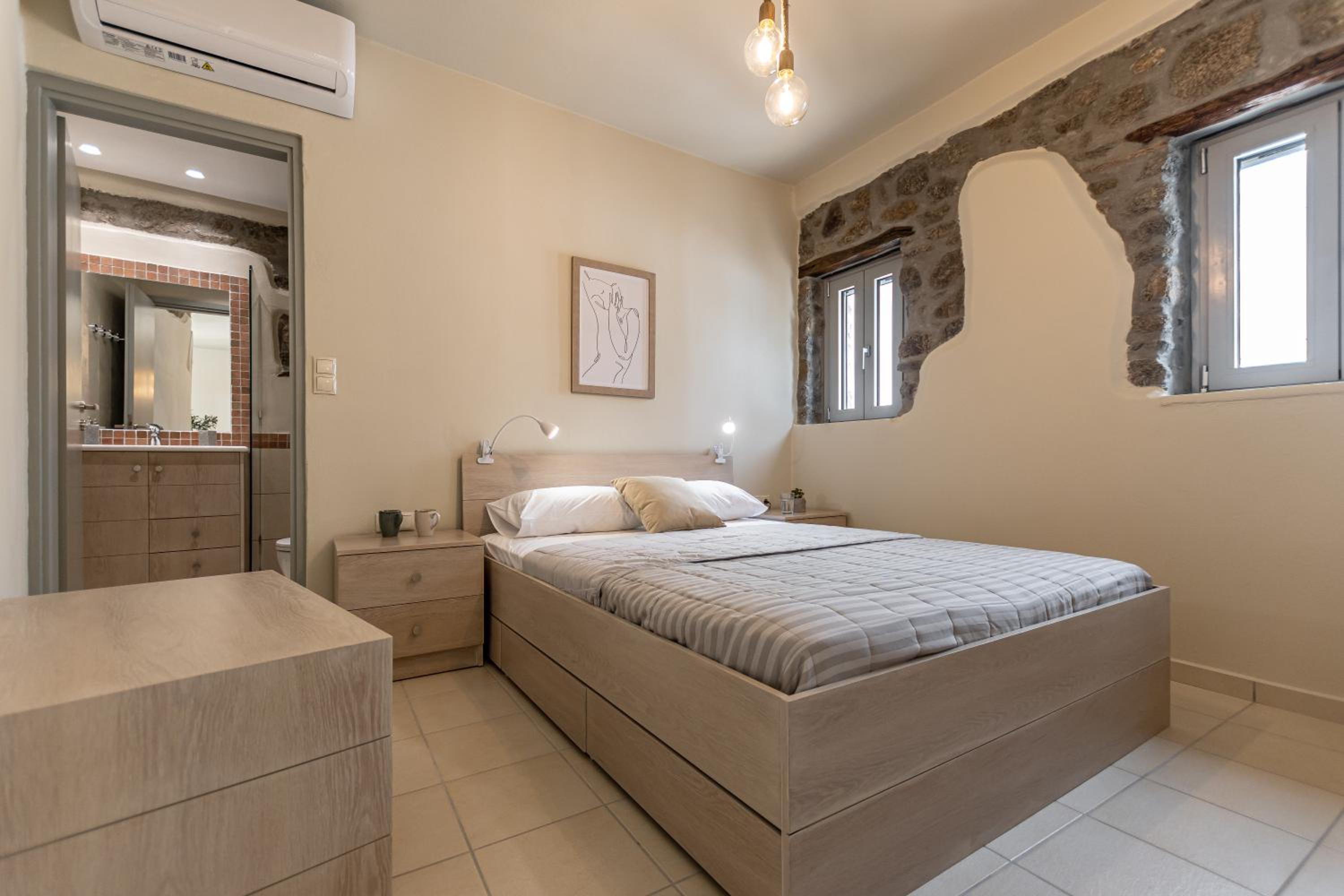 One-Bedroom House photo 1