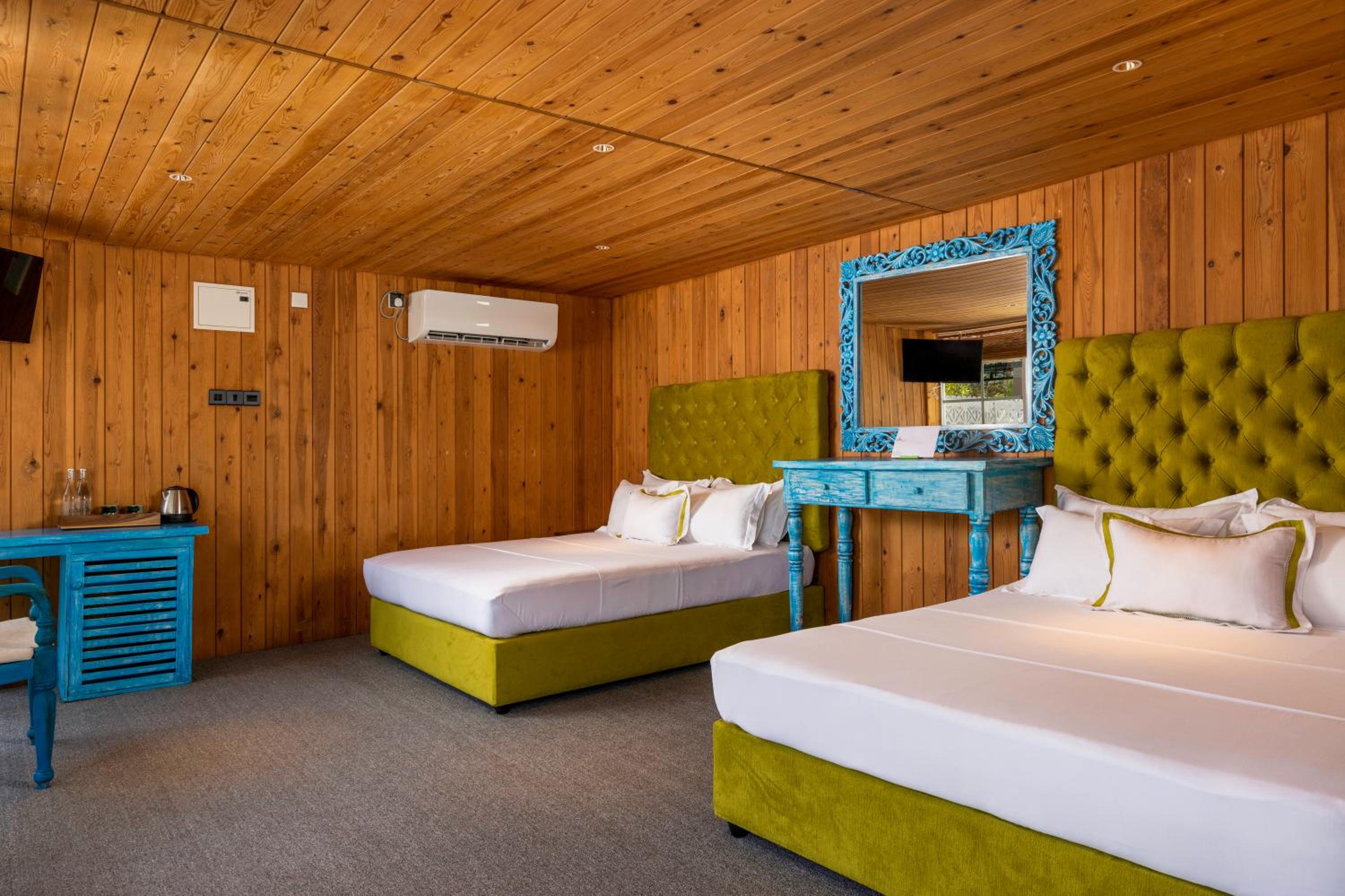 King Room with Two King Beds