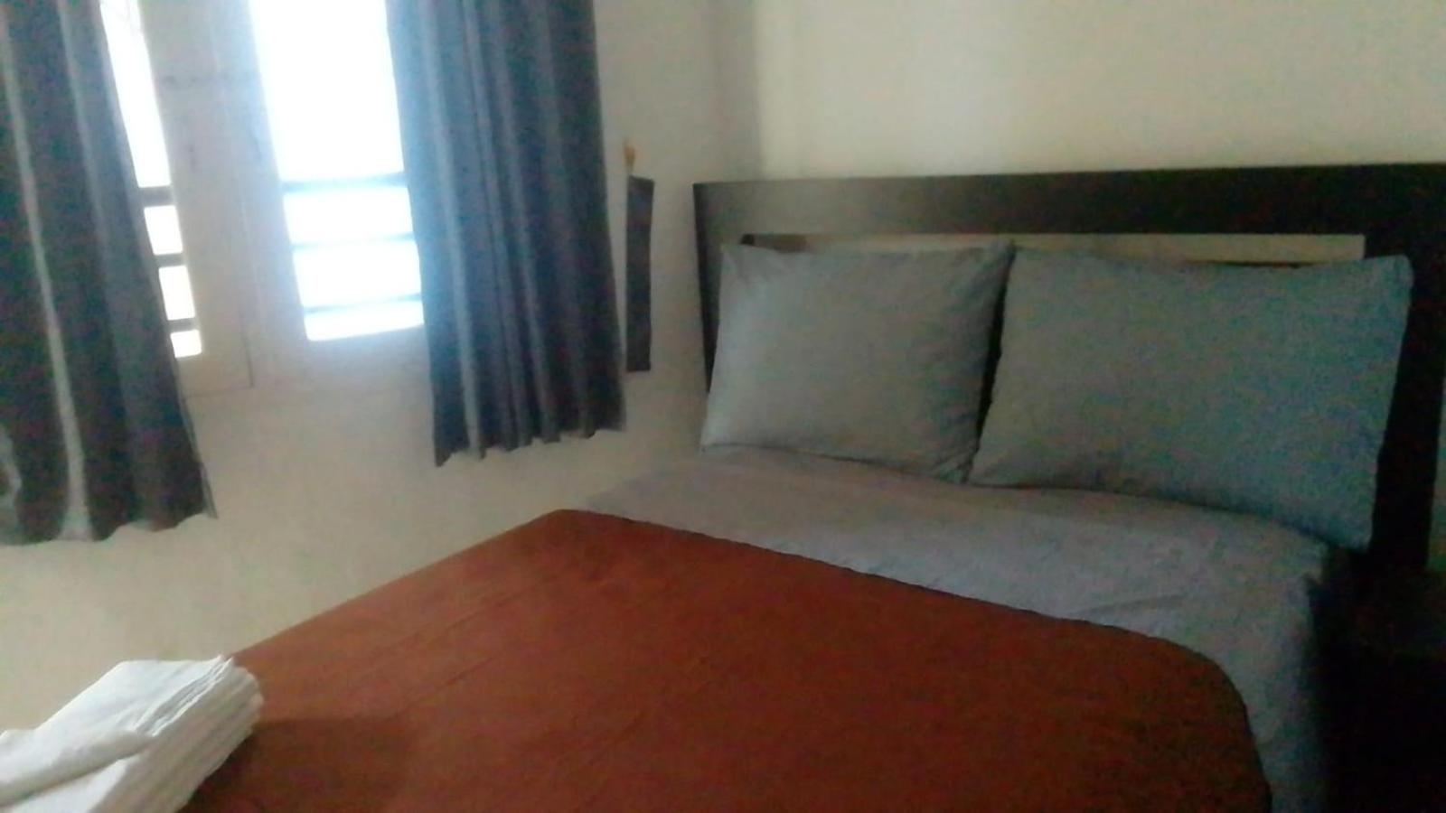 Double Room - Photo 16