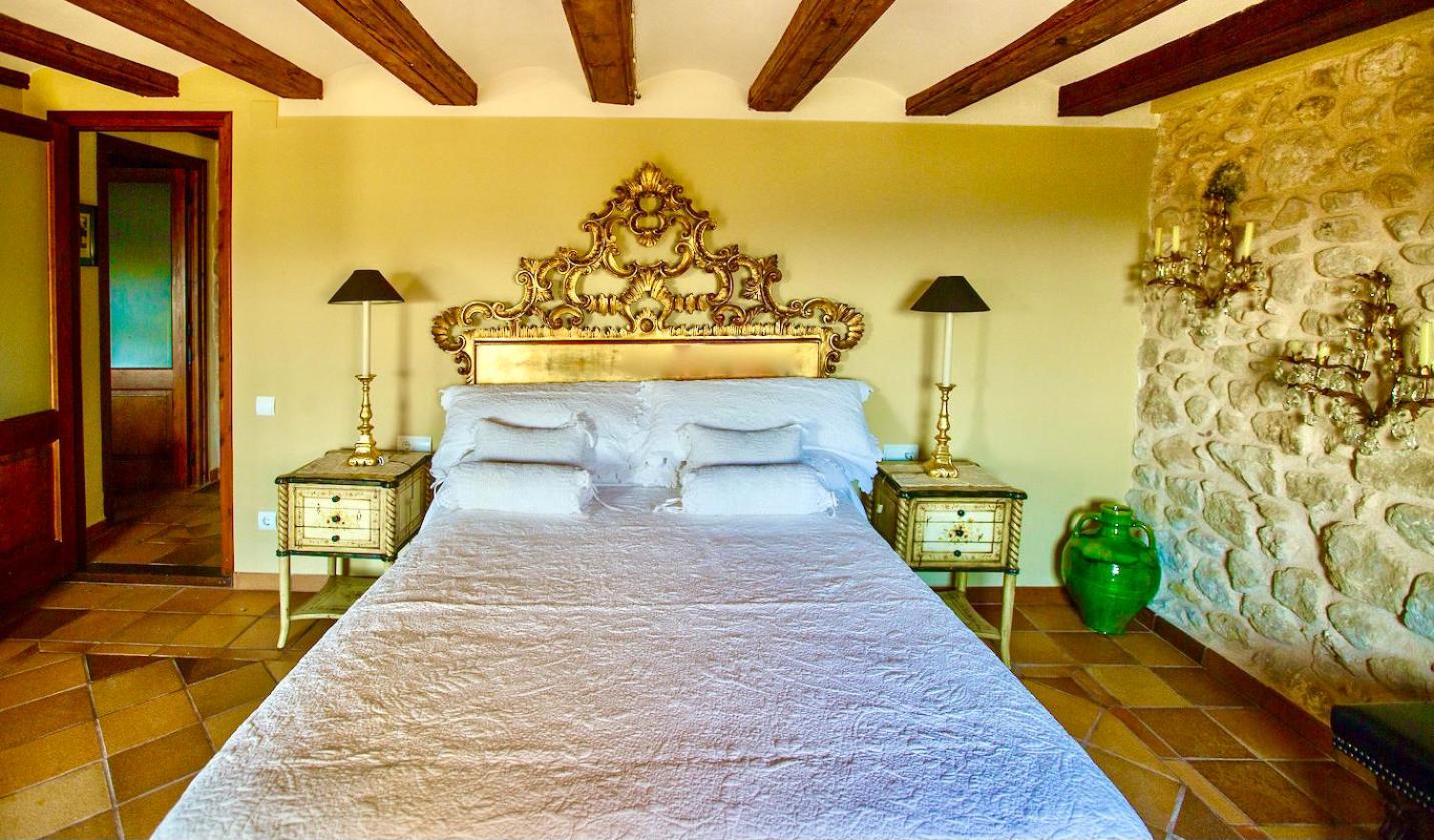 Casa de cuatro habitaciones