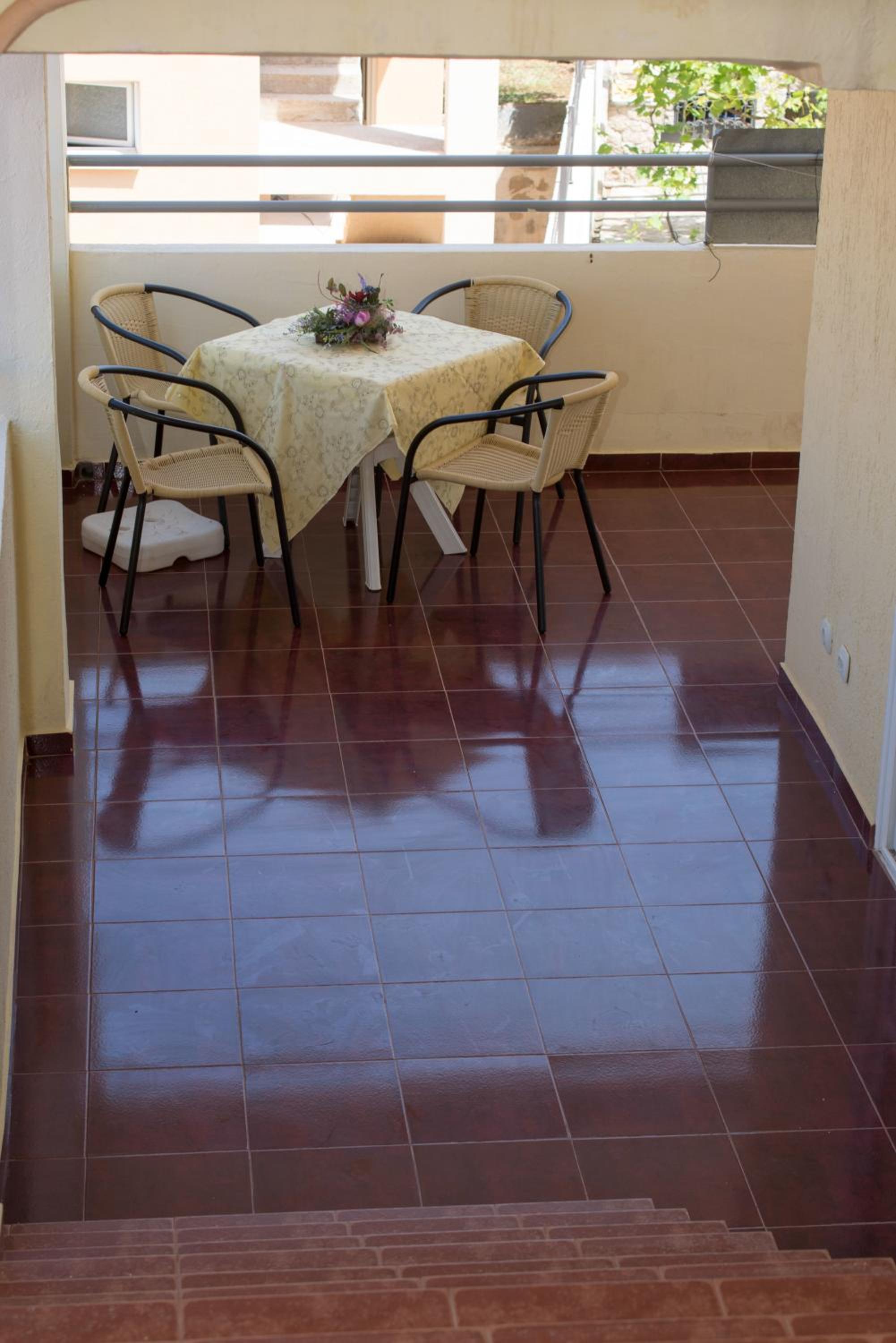 Studio with Balcony and Sea View - Photo 34