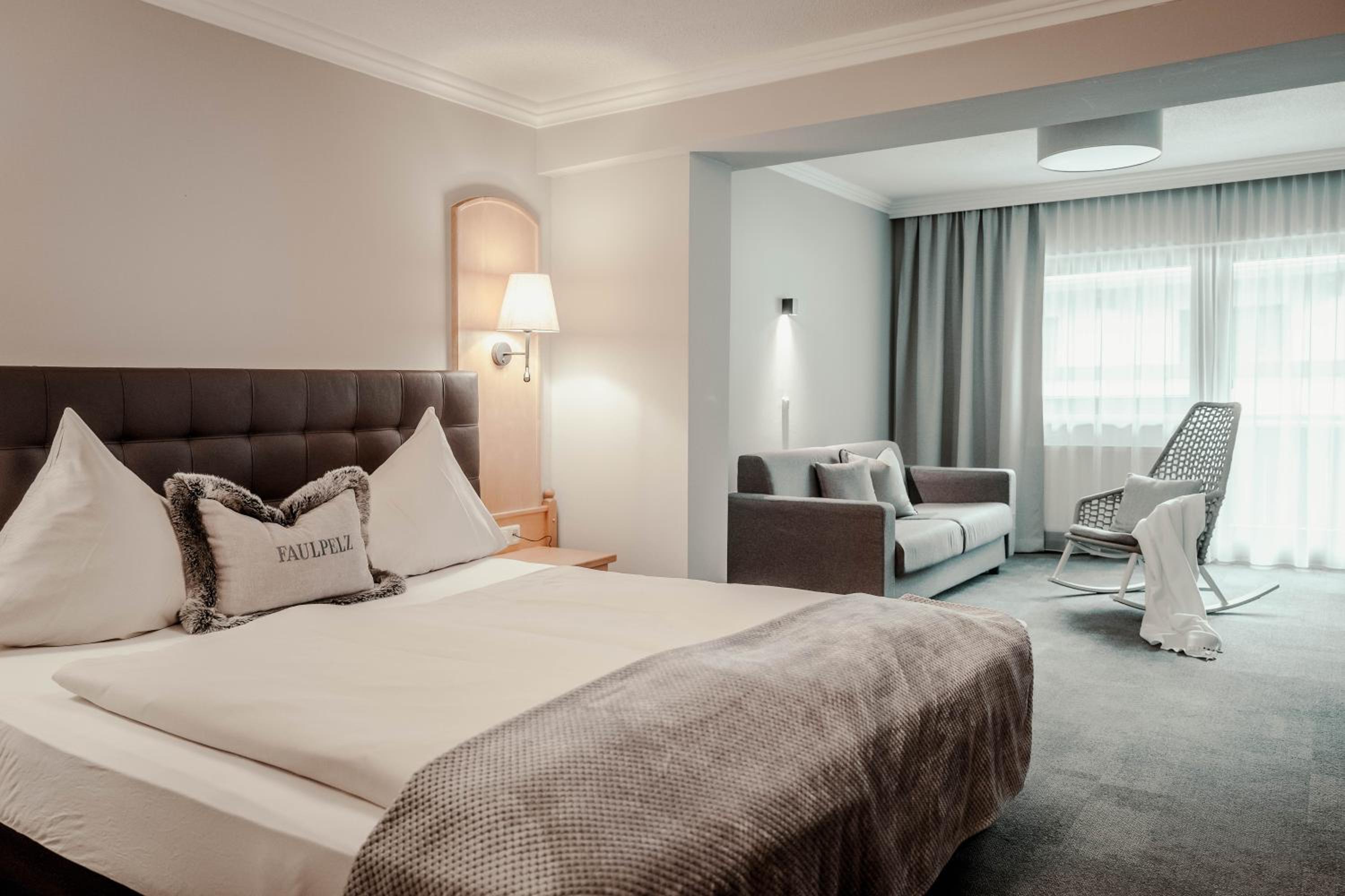 Doppelzimmer Bergseite photo 1