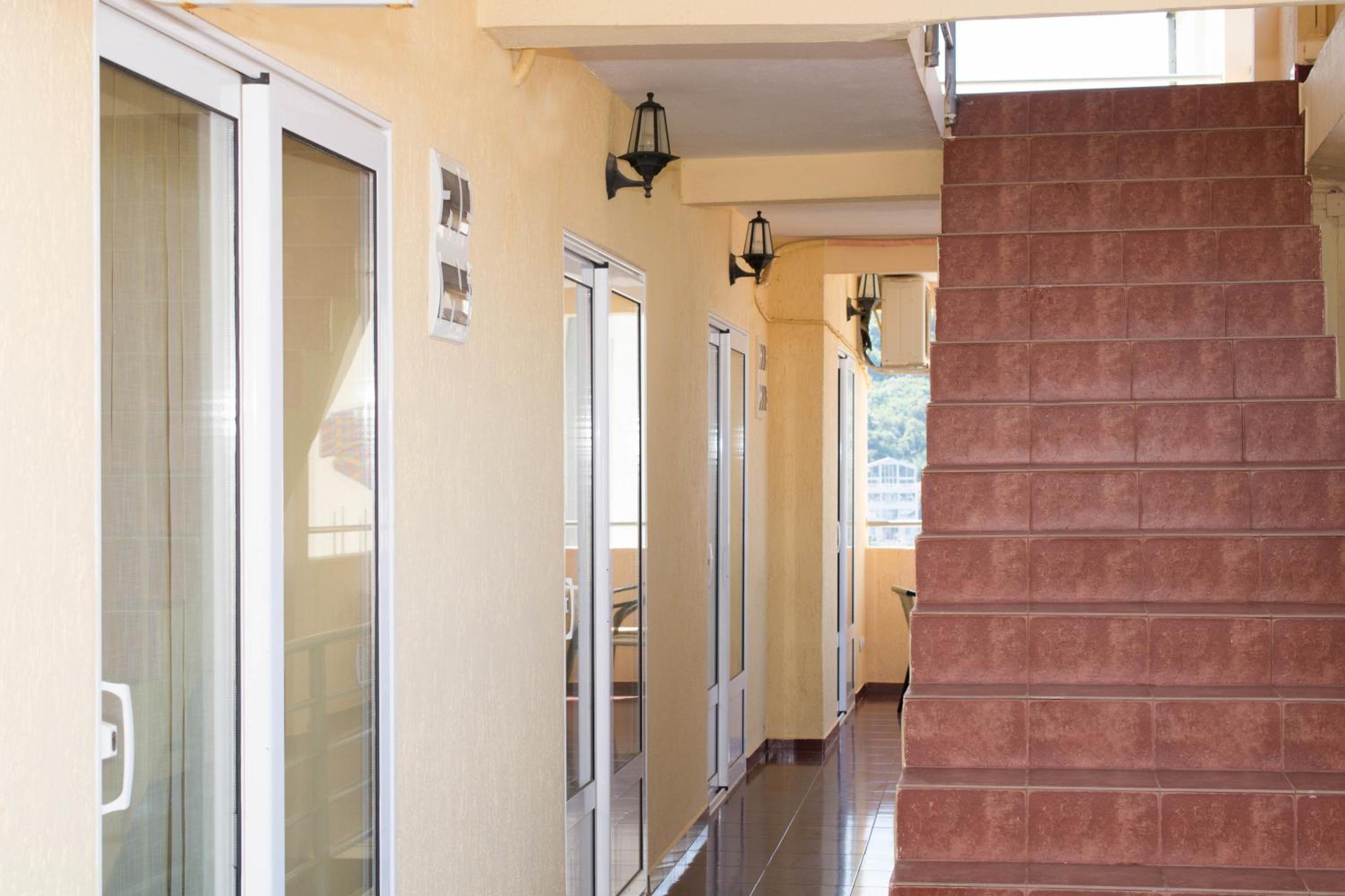 Studio with Balcony and Sea View - Photo 35