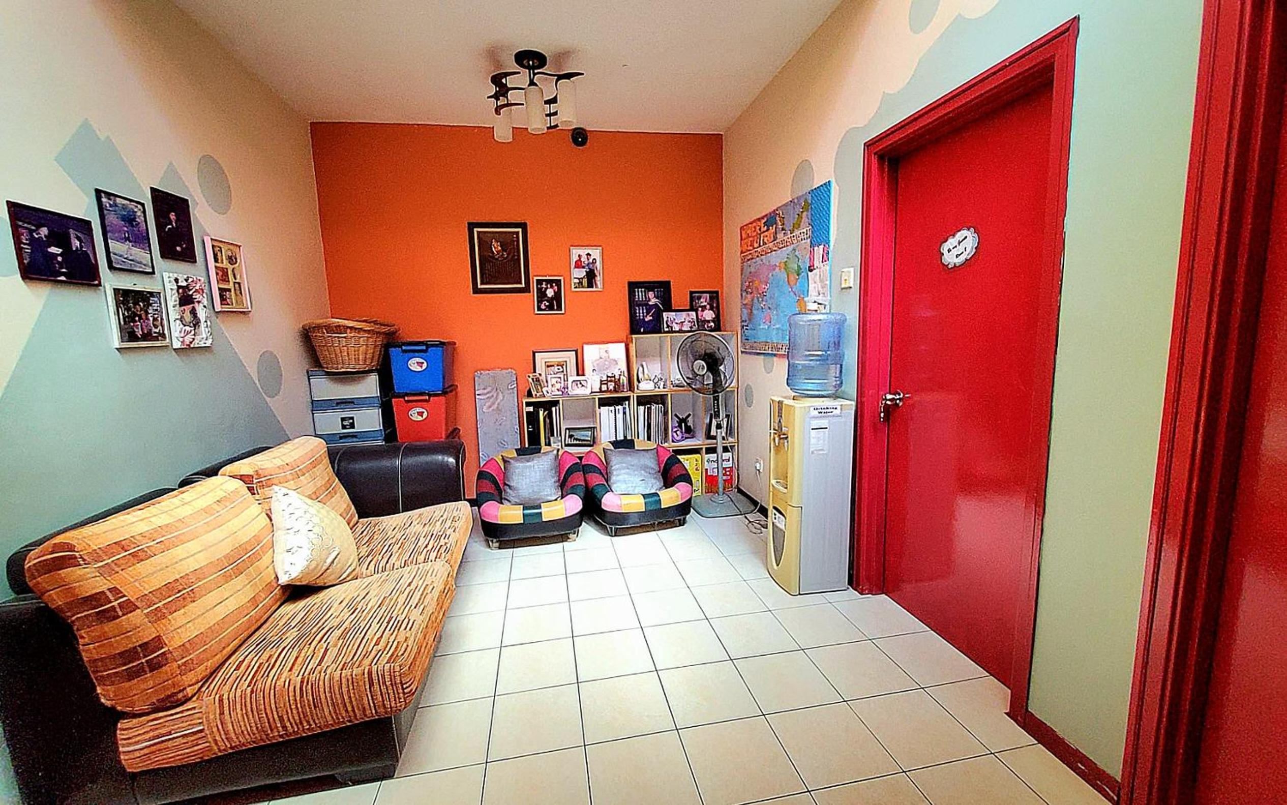 Budget Double Room (Max 2 pax) - Photo 15
