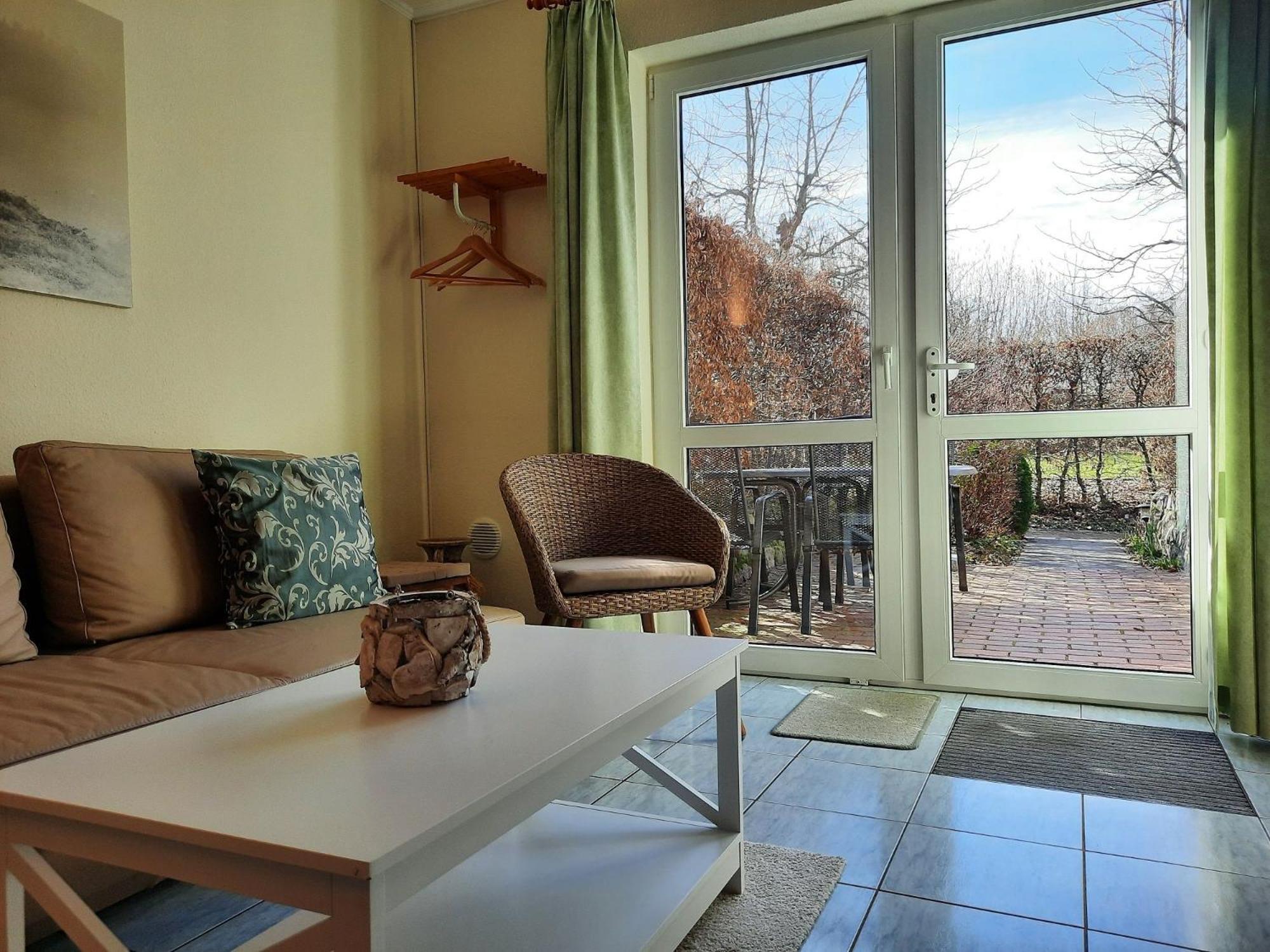 One-Bedroom Apartment with Terrace photo 2
