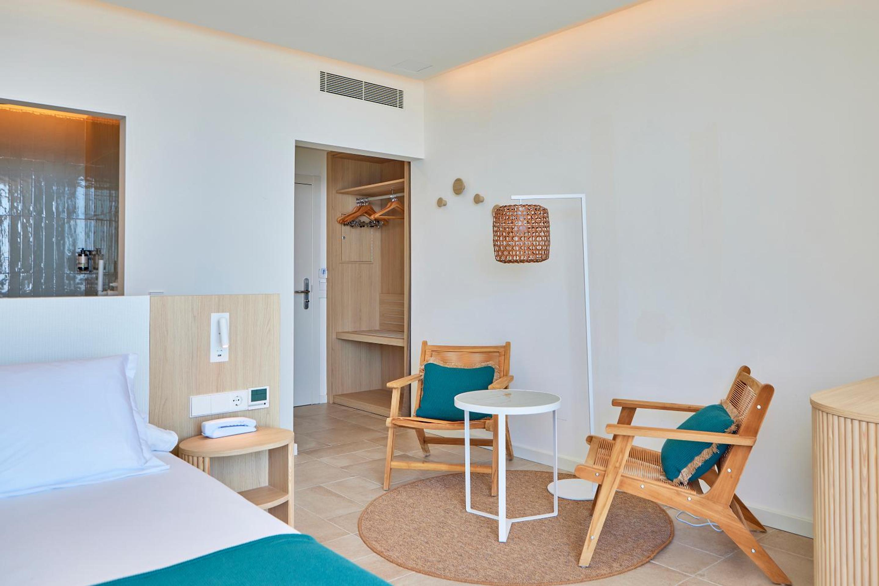 Superior Double Room with Sea View photo 3