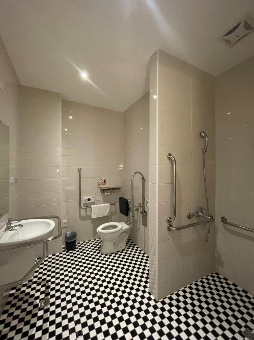 Single Room photo 3