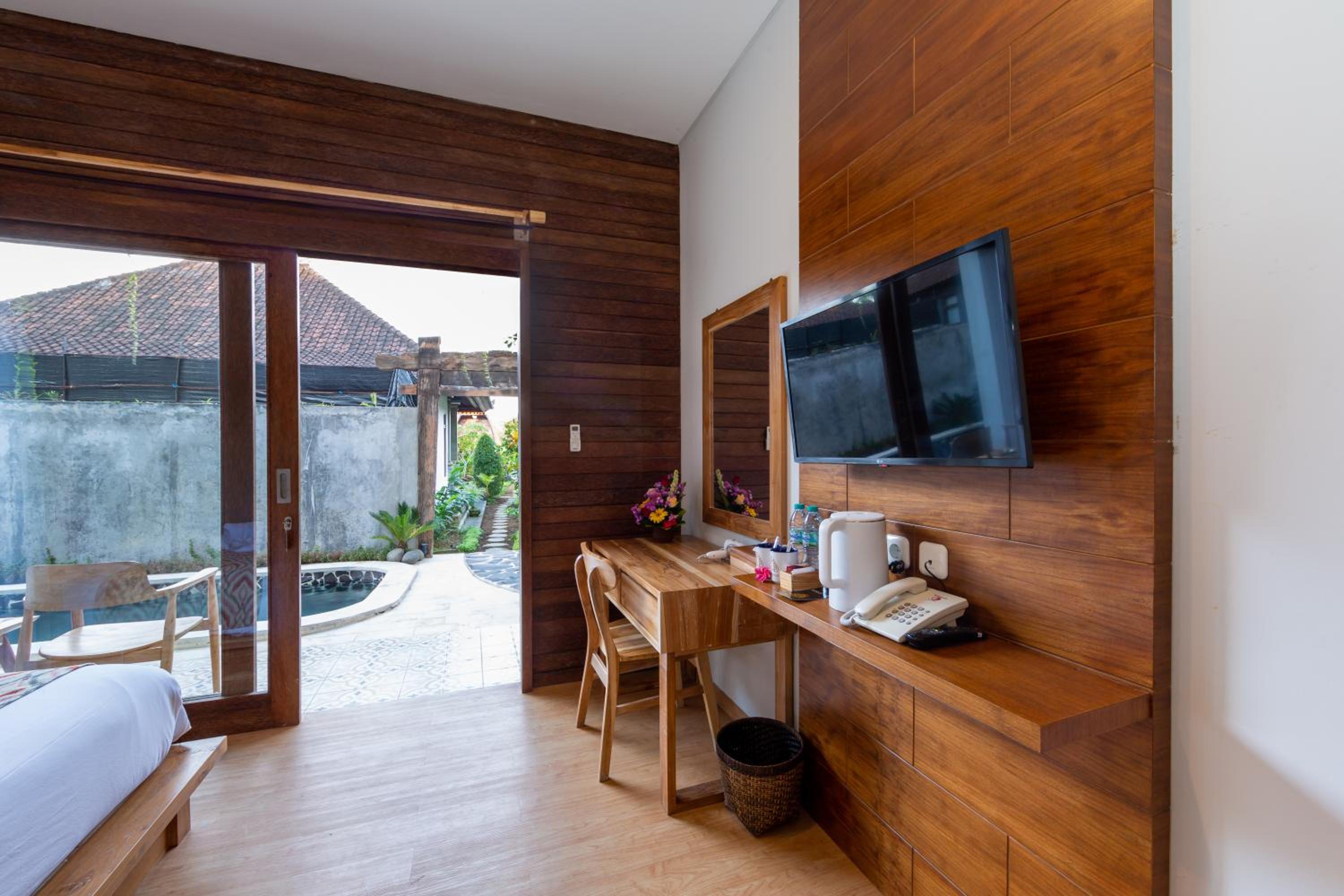 Double Room with Terrace - Photo 3