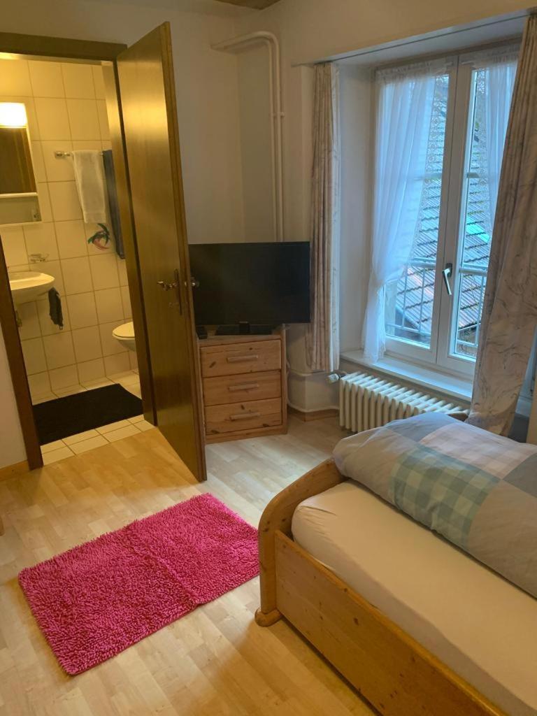 Double Room with Private Bathroom photo 2