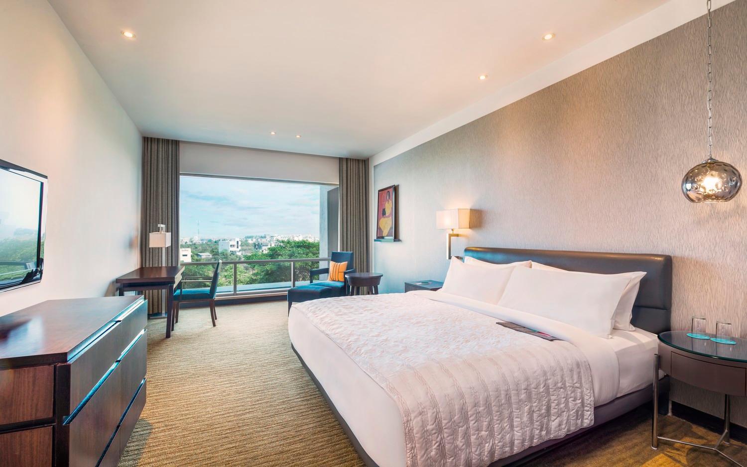 Deluxe Twin Room City View