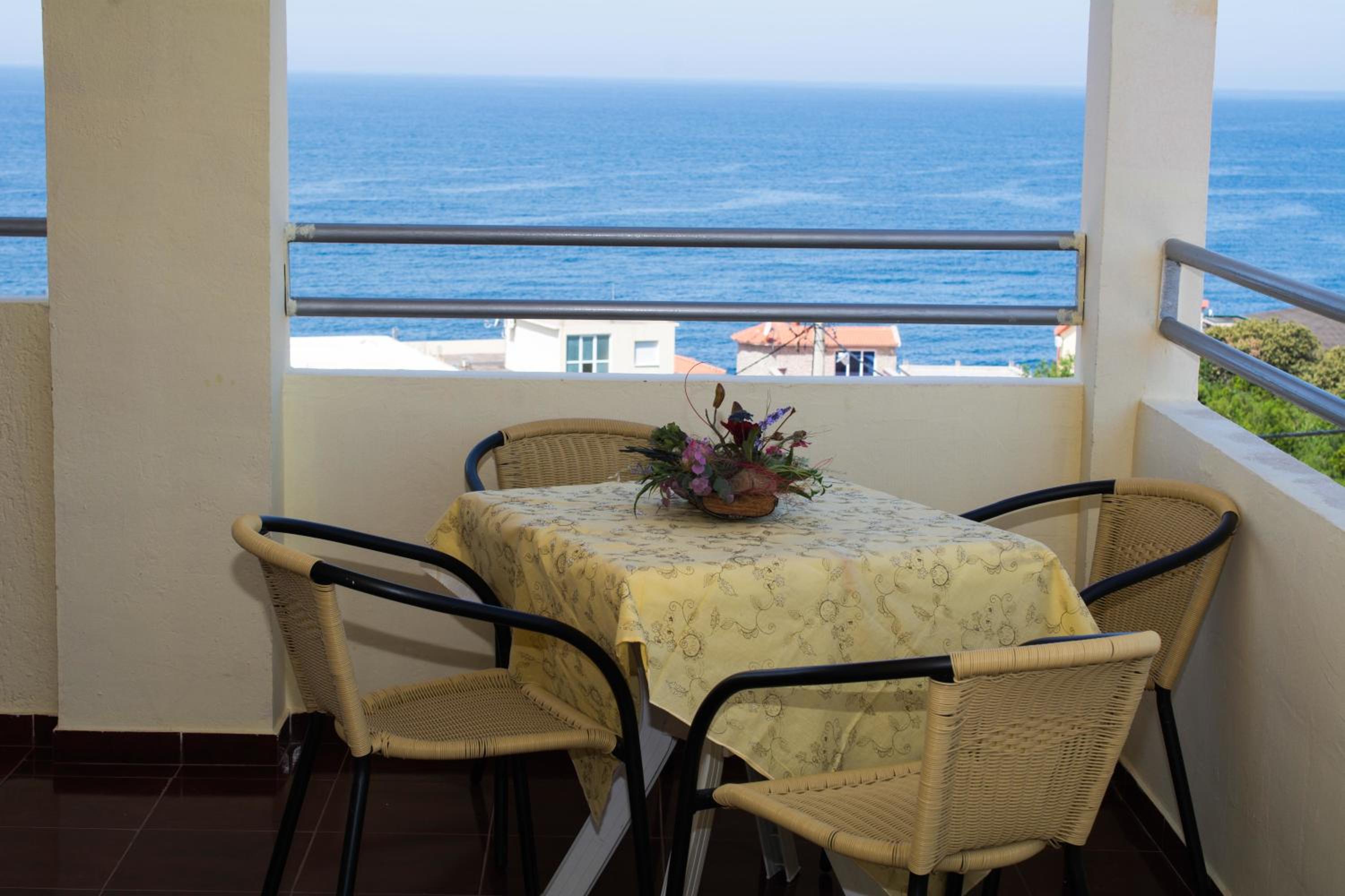 Studio with Balcony and Sea View - Photo 19