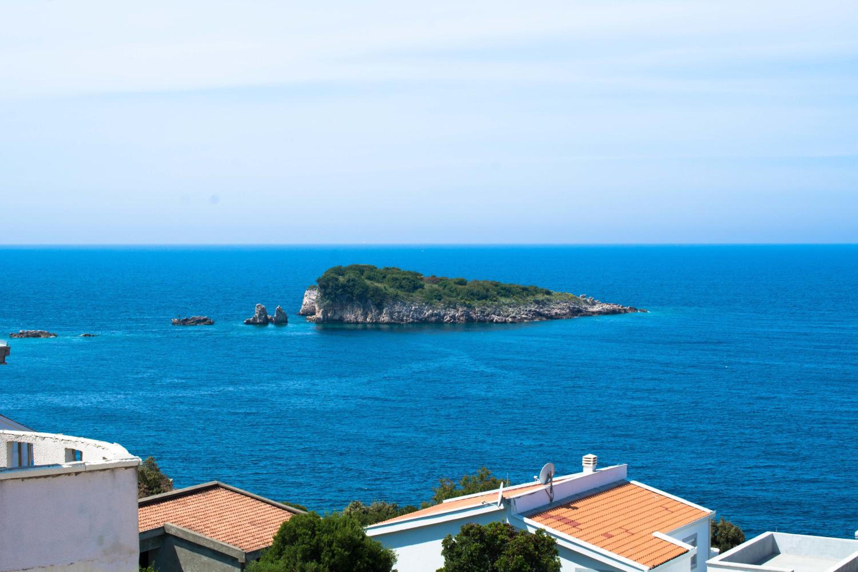 Studio with Balcony and Sea View - Photo 21