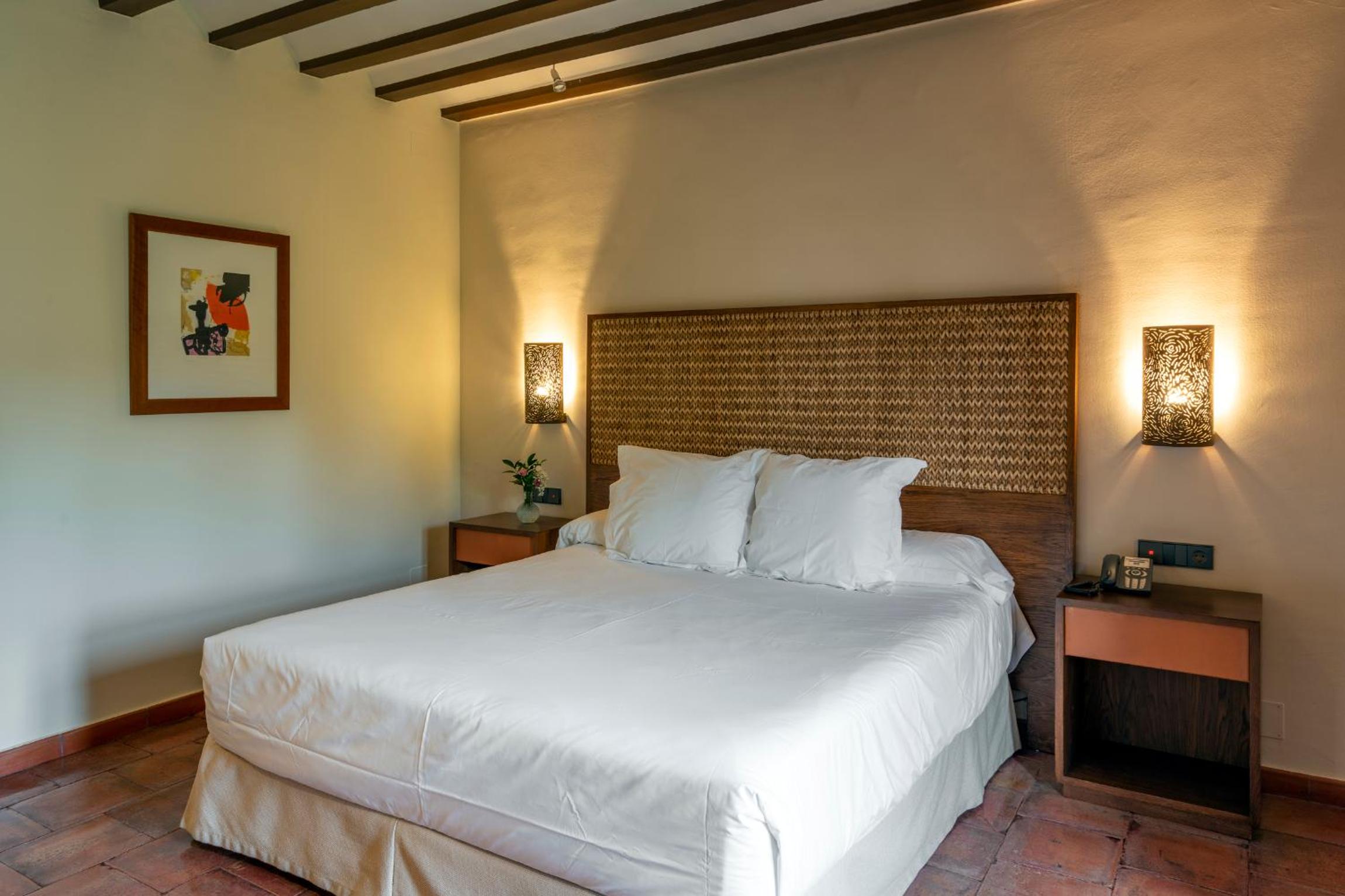 Standard Double Room - Photo 5