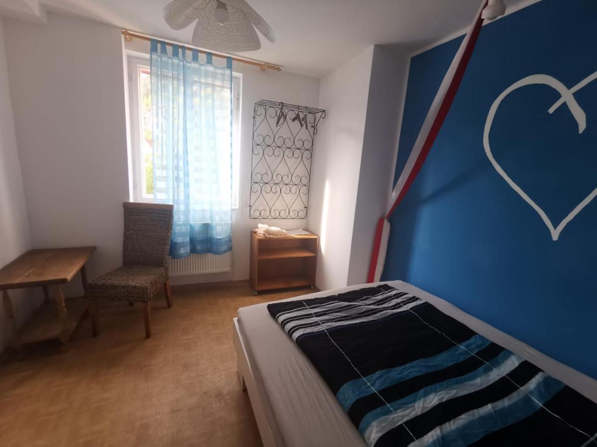 Small Double Room photo 1